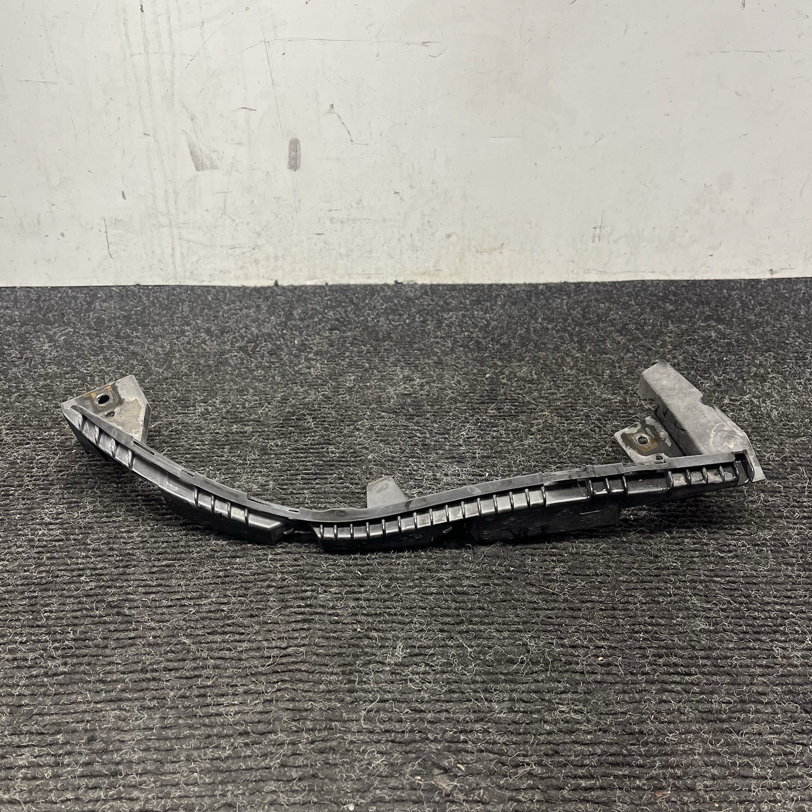☑️ 11-14 Subaru WRX STI Passenger Right Headlight Bracket Mount Assembly OEM