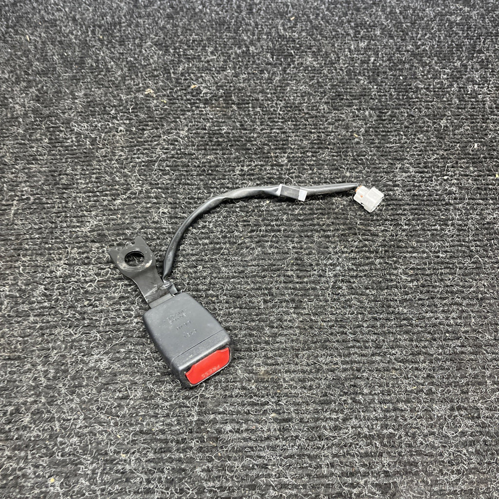 ☑️ 13-20 SUBARU BRZ - PASSENGER RIGHT FRONT SEAT BELT CLIP BUCKLE - OEM