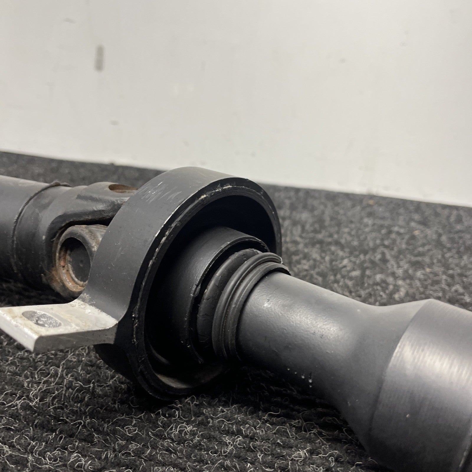 ☑️ 7-13 OEM BMW E90 E92 E93 Rear Driveshaft AT Transmission 757467901