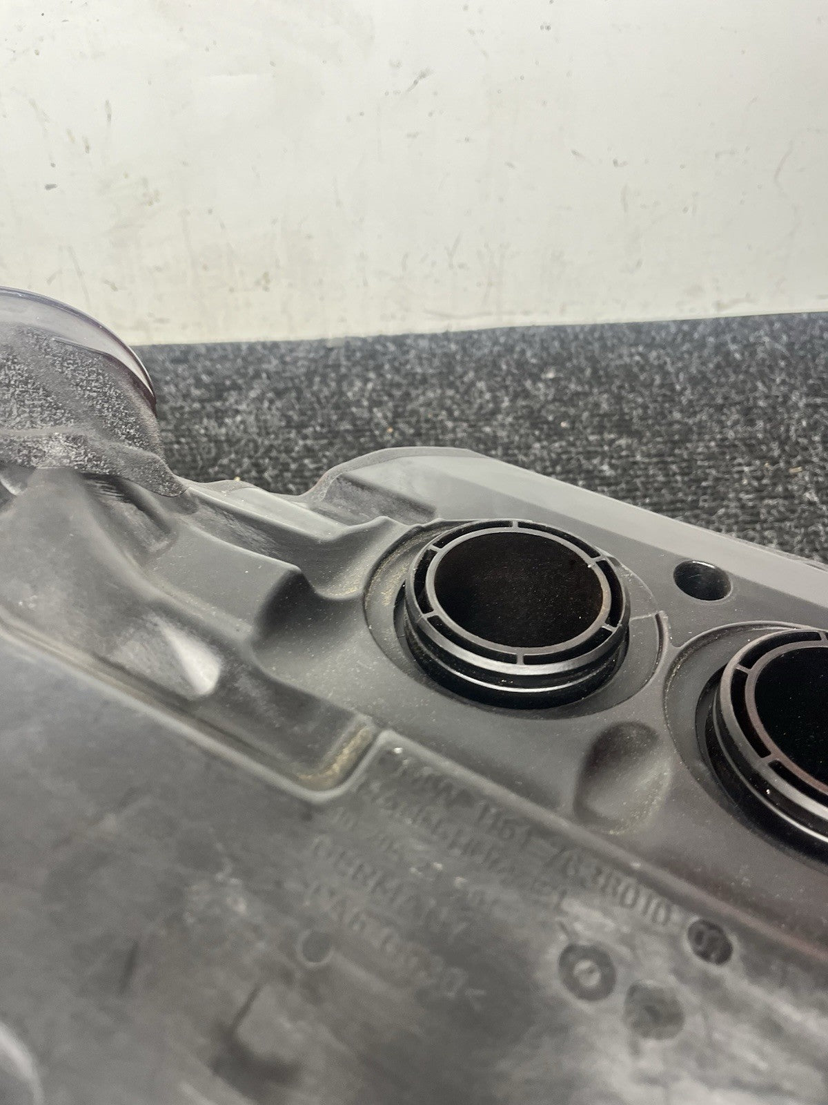 ☑️ 08-13 OEM BMW M3 E90 E92 E93 Air Intake Manifold Engine Cover Plenum S65 V8