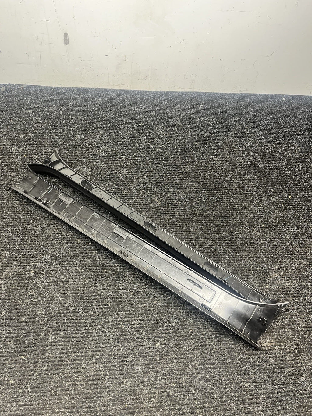 ☑️ 2015-2021 Subaru WRX STI Front Door Sill Trim Set OEM LU85