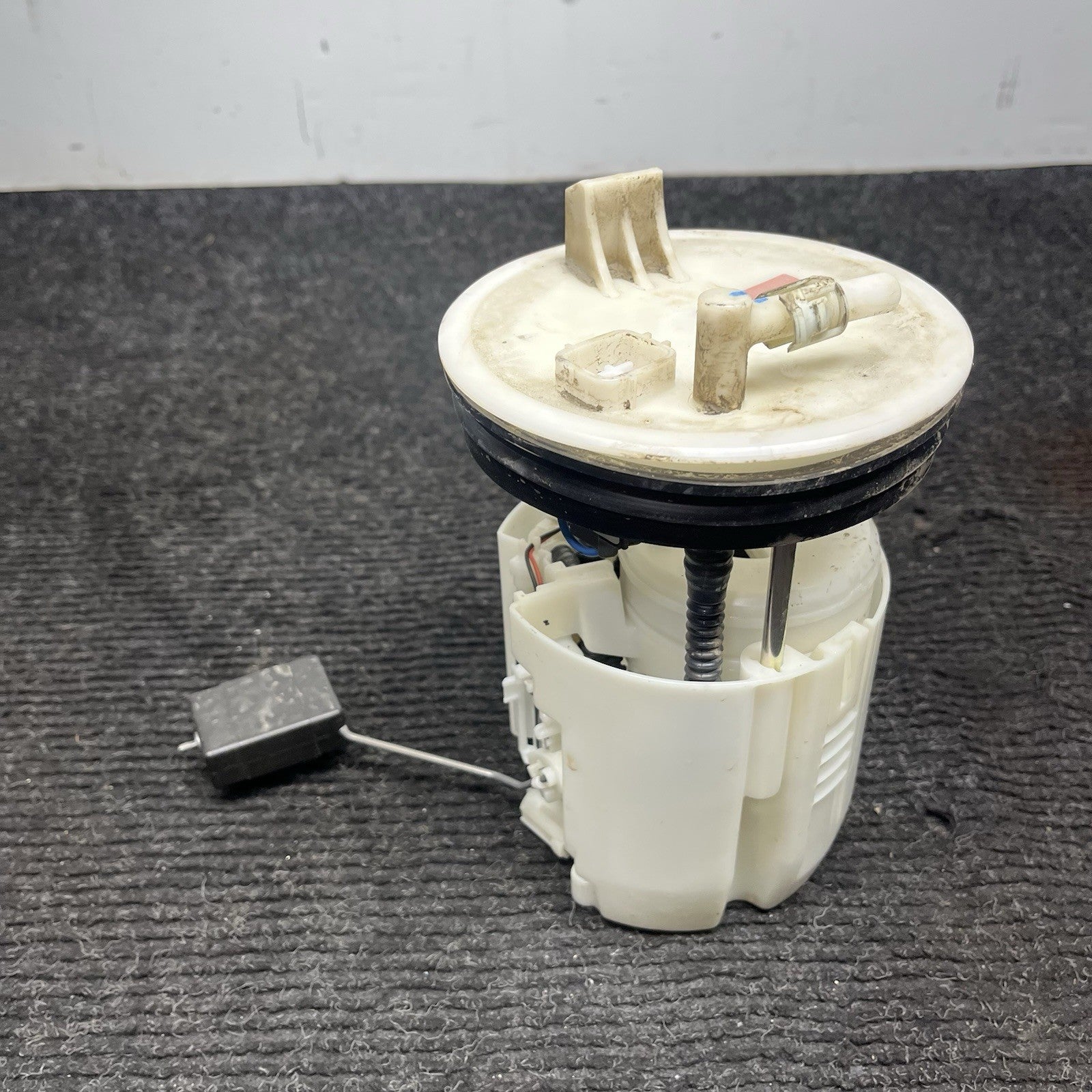 ☑️ 2013-2019 Scion Subaru FRS BRZ Fuel Pump Assembly 42021CA000 OEM