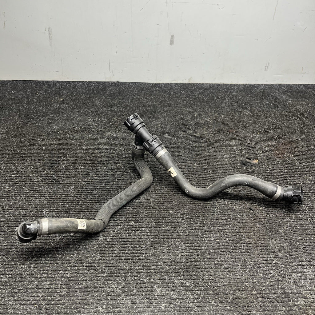 ☑️ 2017-2020 BMW 430I F36 ENGINE RADIATOR LOWER COOLANT HOSE OEM 17128634285