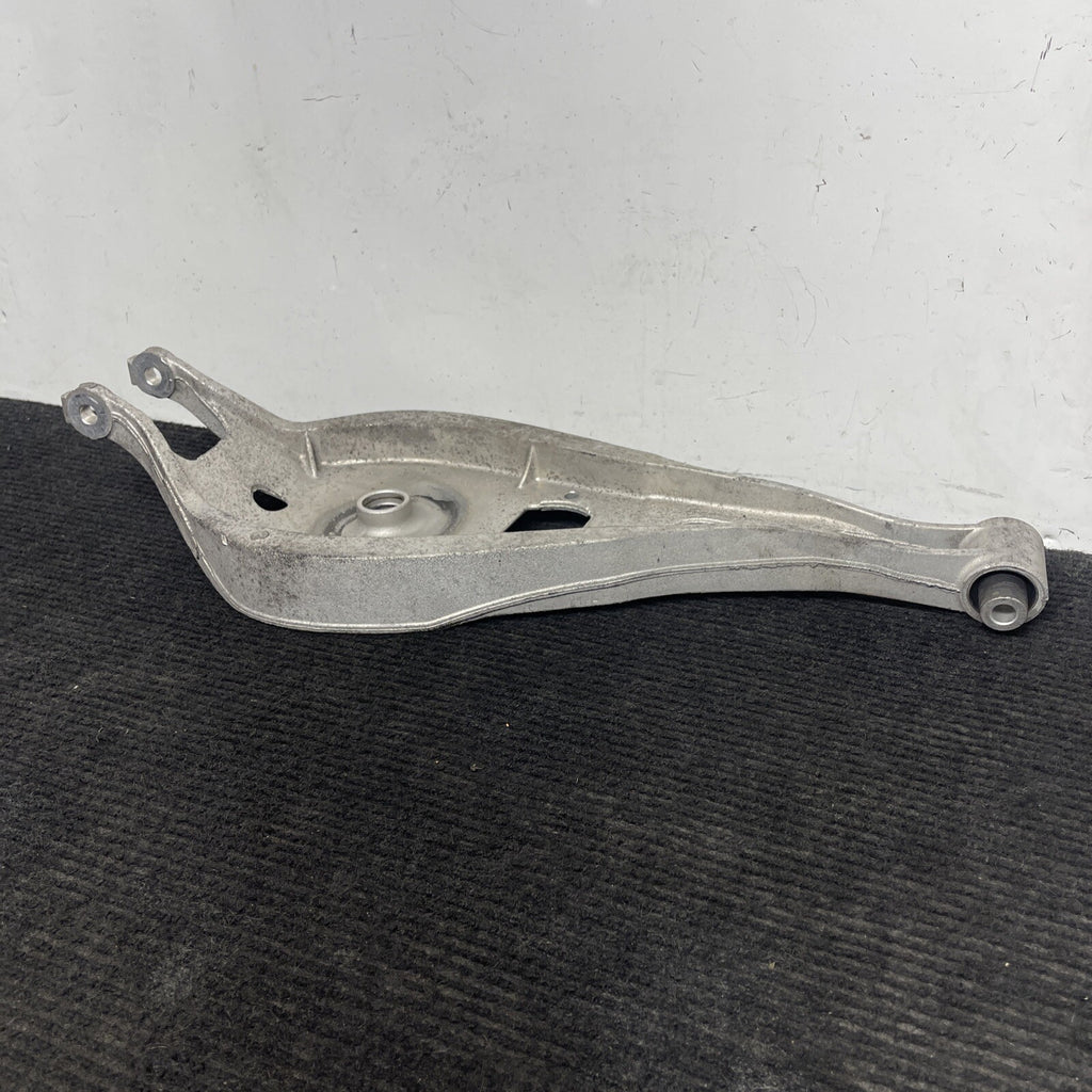 ☑️ 03-06 BMW Z4 E85 Rear Left Side Spring Support Upper Control Arm 6781625 OEM