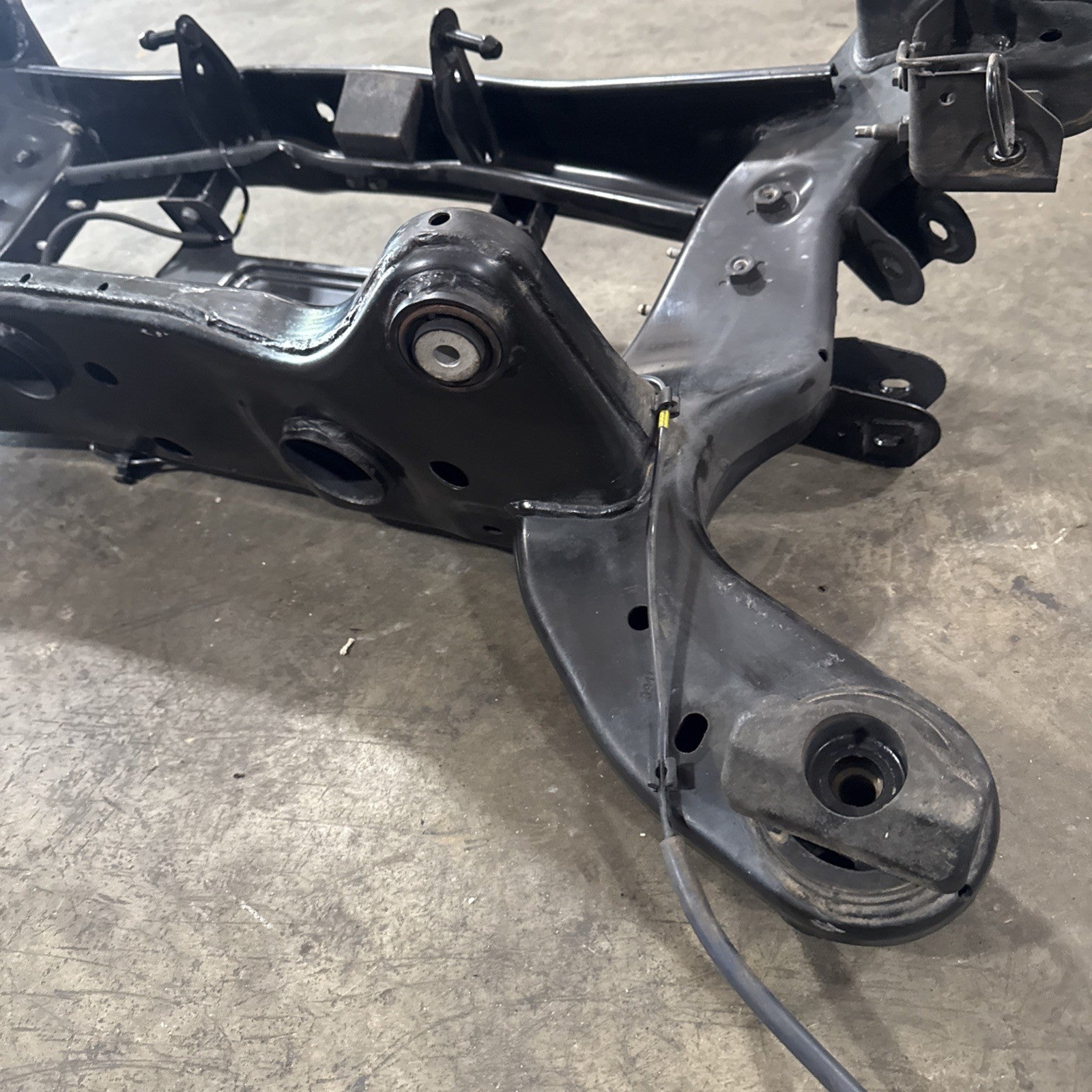 ☑️ 14-24 MASERATI GHIBLI QUATTROPORT Rear Suspension Subframe Crossmember Frame