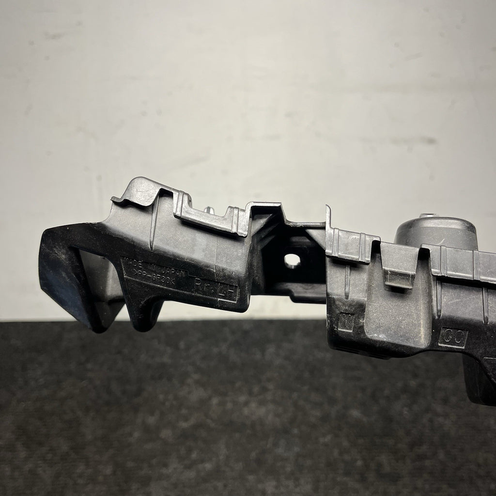 ☑️ 2022-2025 TOYOTA GR86 BRZ REAR BUMPER LEFT SIDE UPPER MOUNT BRACKET OEM