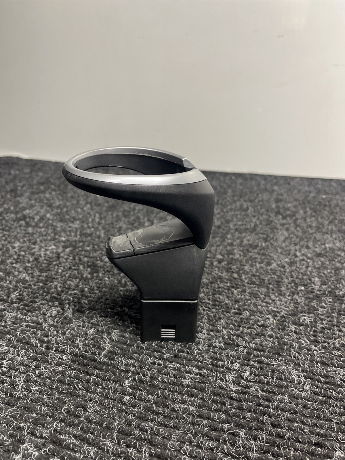 ☑️ 08-13 BMW E82 E88 FRONT CONSOLE CUPHOLDER CUP CAN w/ HOLDER 9122655 OEM