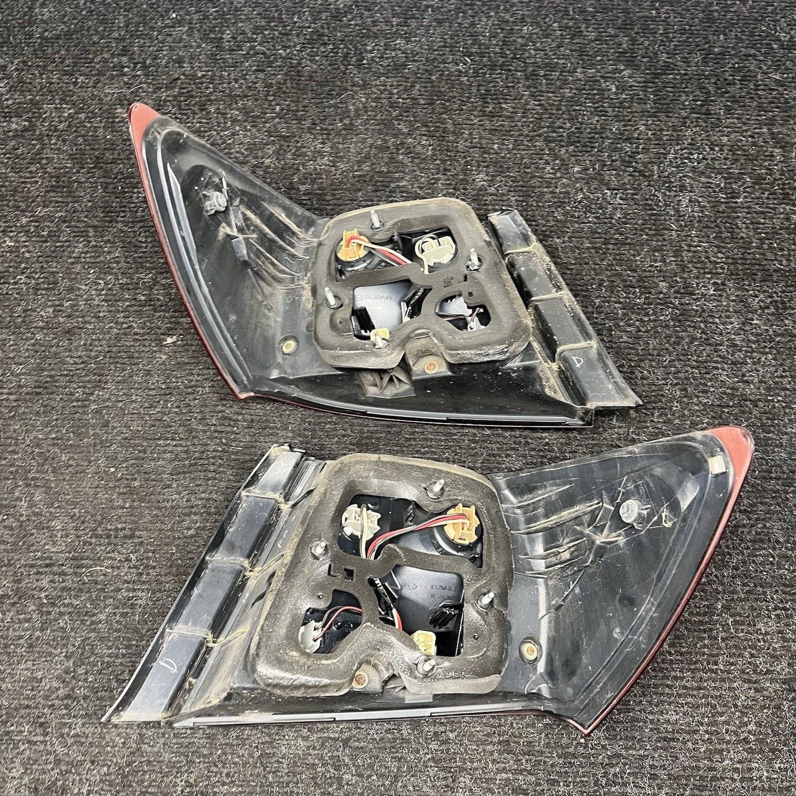 ☑️ 2008-2011 Subaru Impreza WRX Sedan OEM Rear Tail Lights Left & Right