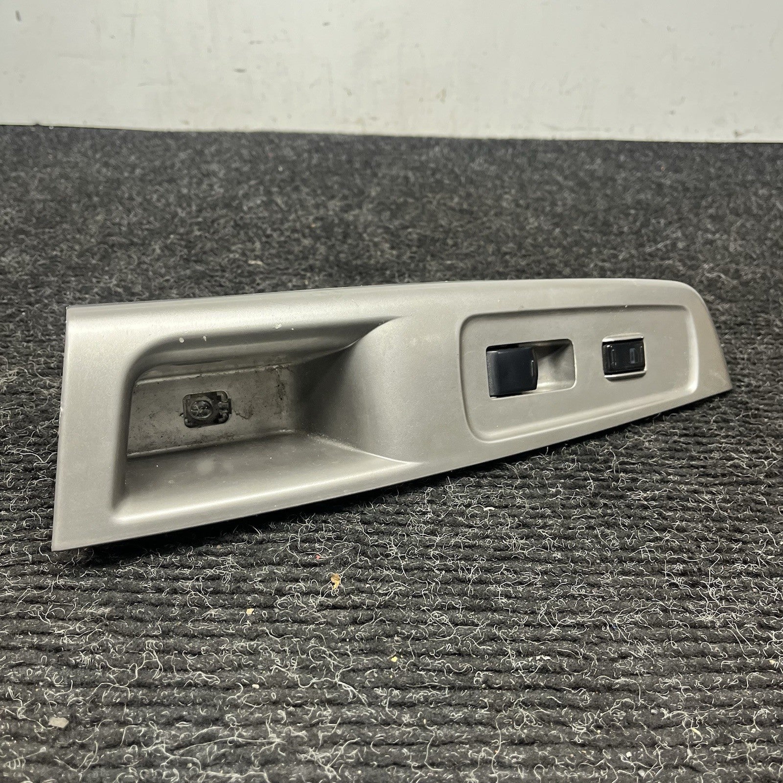 ☑️ 08-14 Subaru Impreza Front Right Window Control Switch OEM 94266FG050