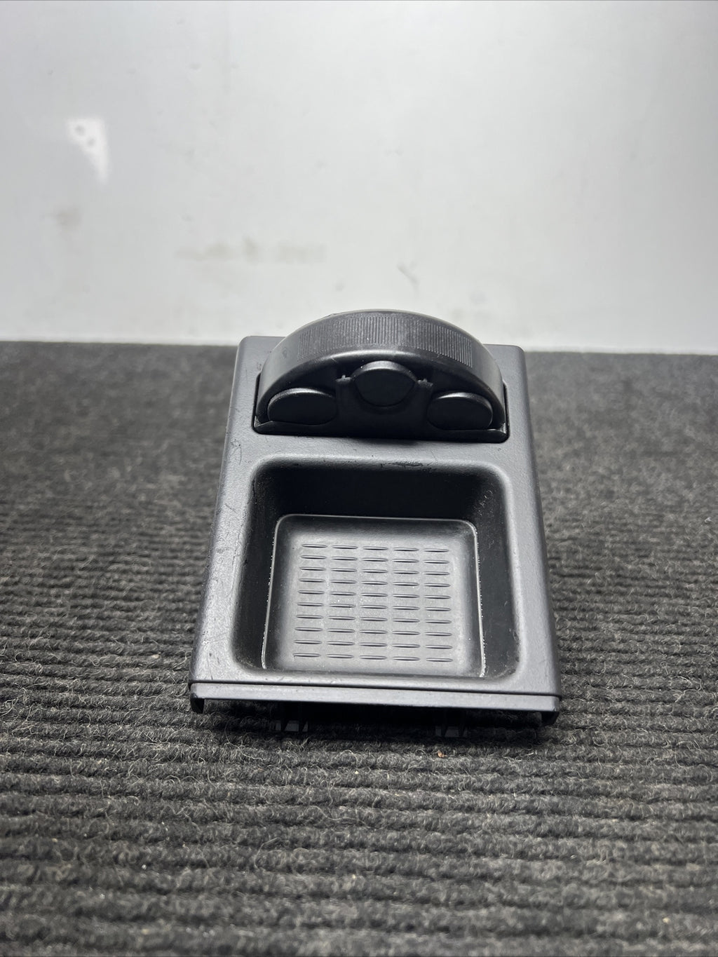☑️ BMW E46 NEW GENUINE CENTER CONSOLE STORAGE TRAY BLACK COIN BOX 8248505 99-05