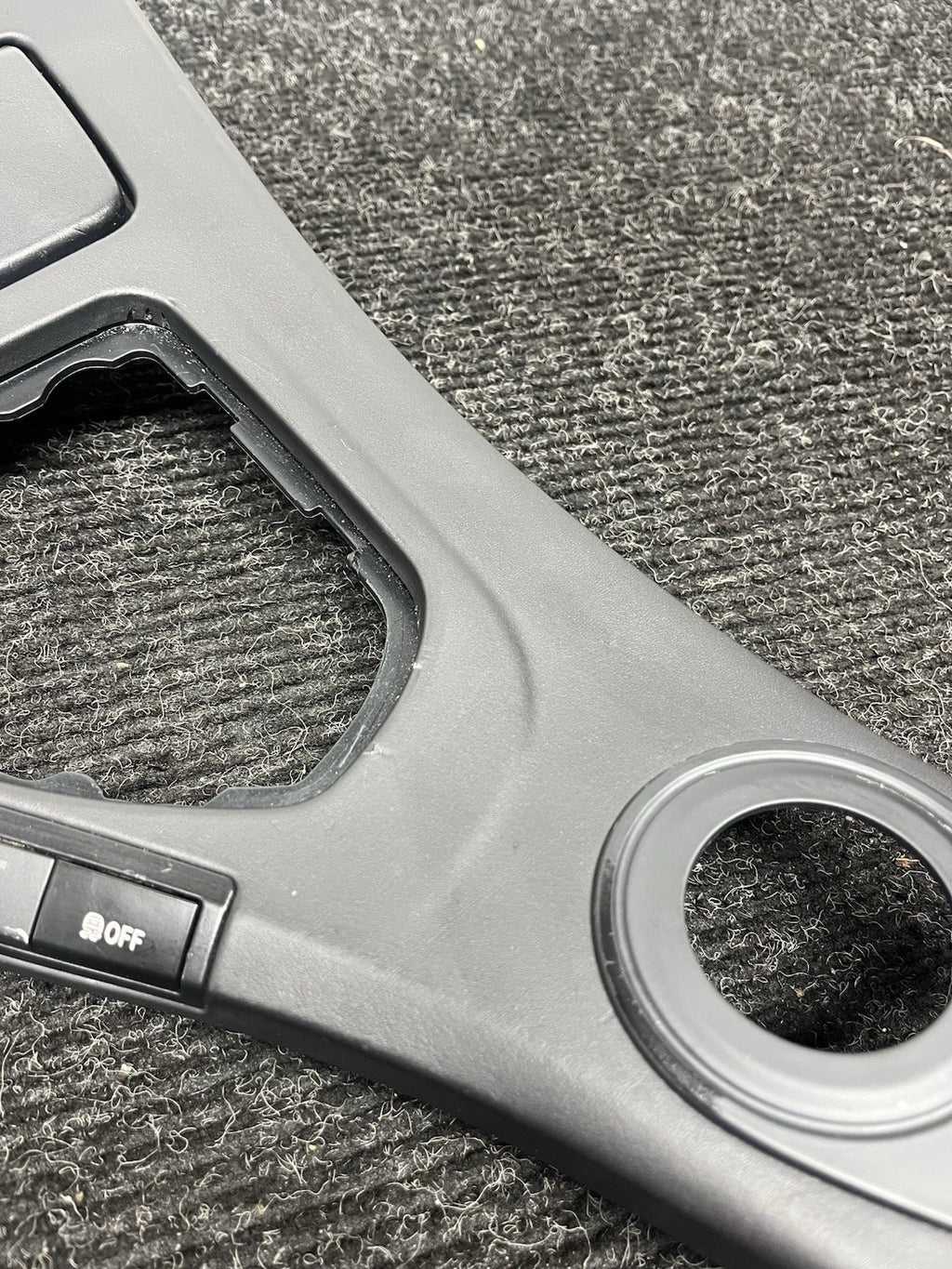 ☑️ 2009-2013 BMW E90 E92 M3 MANUAL CCC Leather Center Console Trim OEM 7903962