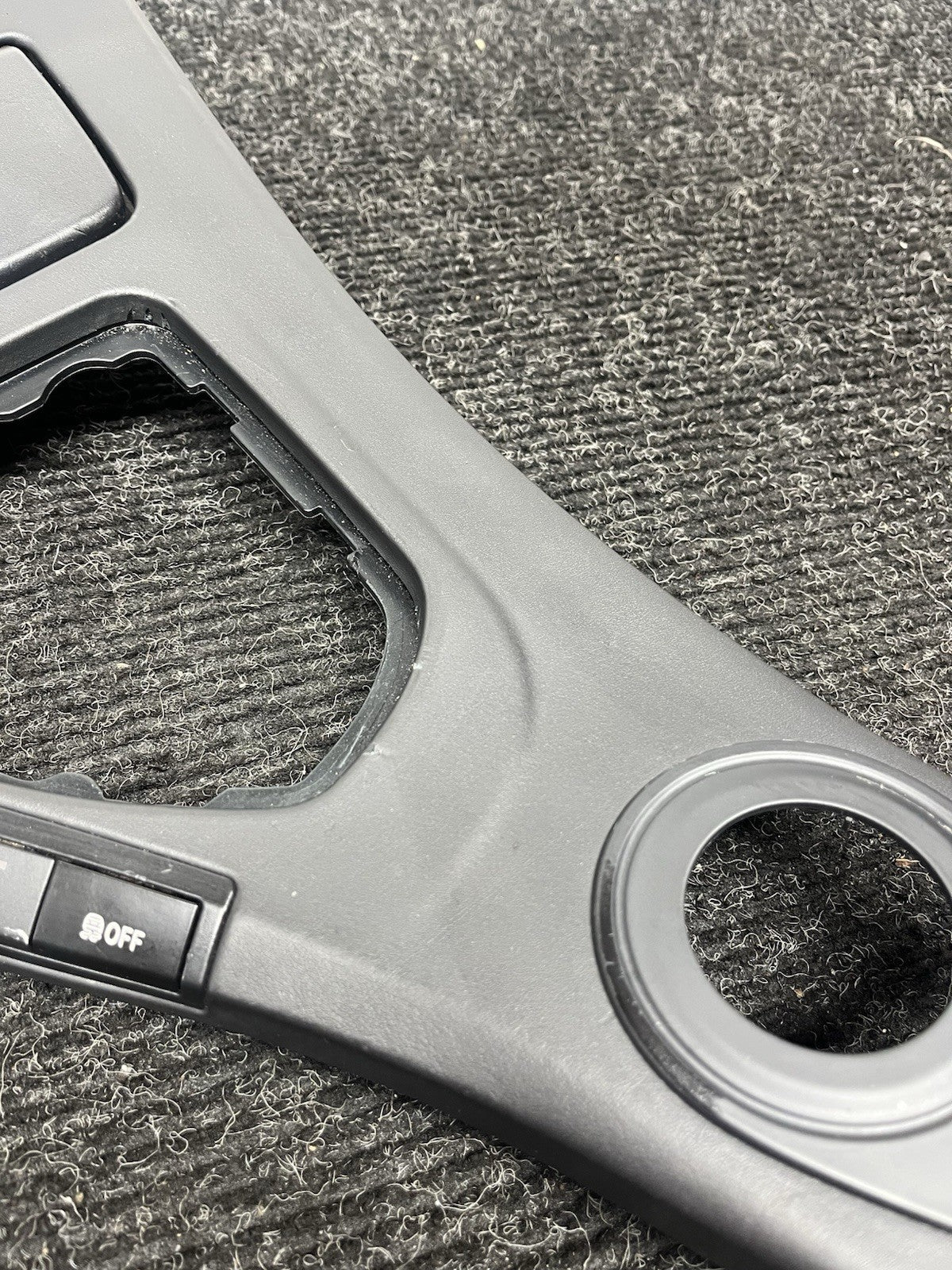 ☑️ 2009-2013 BMW E90 E92 M3 MANUAL CCC Leather Center Console Trim OEM 7903962