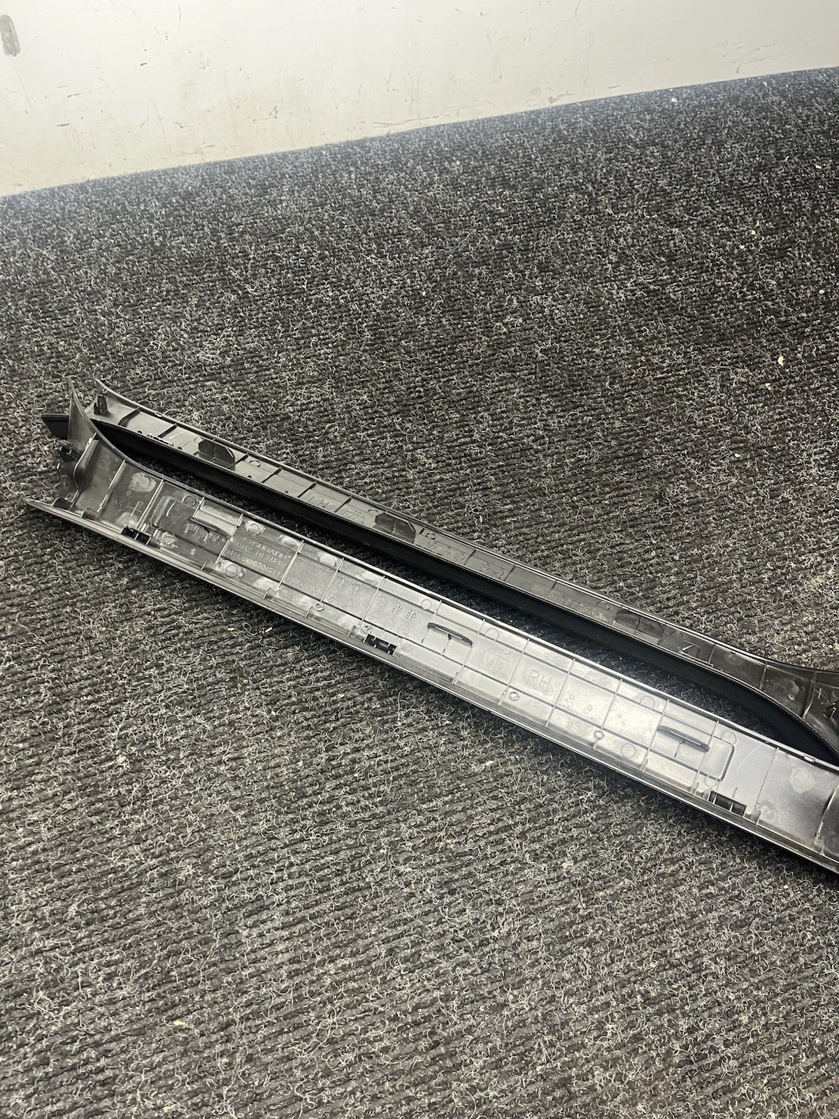 ☑️ 2015-2021 Subaru WRX STI Front Door Sill Trim Set OEM LU85
