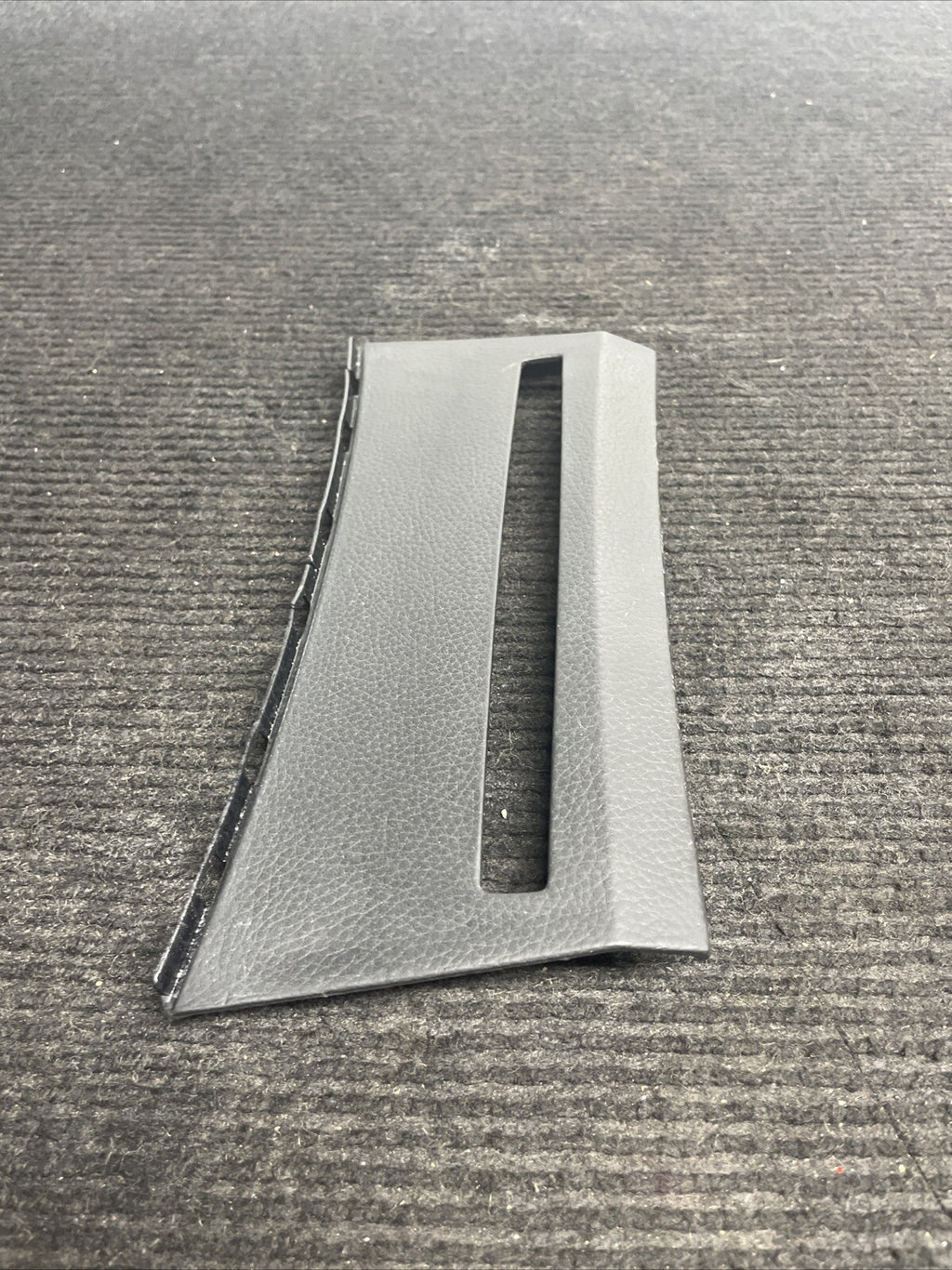☑️ 2006-2010 BMW M5 E60 CENTER CONSOLE UNDER PANEL TRIM OEM - 7906380