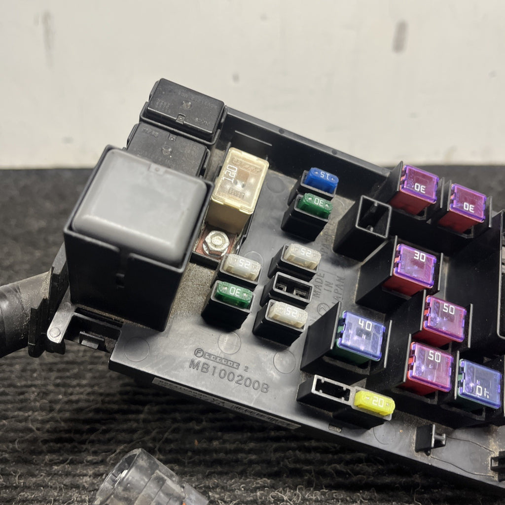 ☑️ 2016-2018 Subaru WRX Fusebox Fuse Box Relay Module Mb100200b EURYI