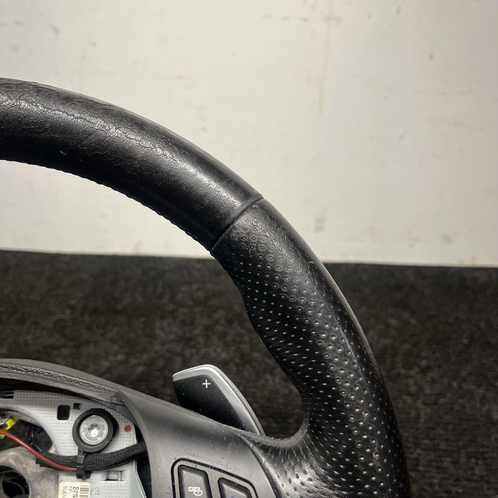 ☑️OEM BMW E82 E88 E90 Steering Wheel M SPORT PERFORATED Black Leather w/Shifters