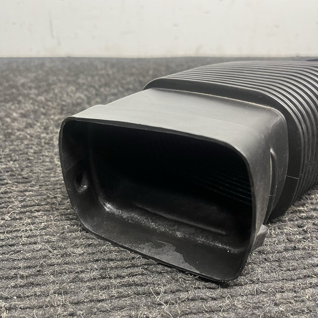 ☑️ 11-13 OEM BMW E82 E88 135i Front Inlet Intake Tube Pipe Air Duct N55