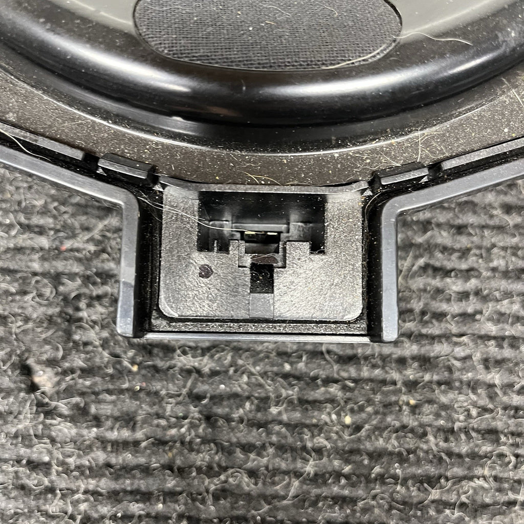 ☑️ 2011-2014 BMW X3 X5 Floor Speaker Subwoofer Pair 65139218695 OEM