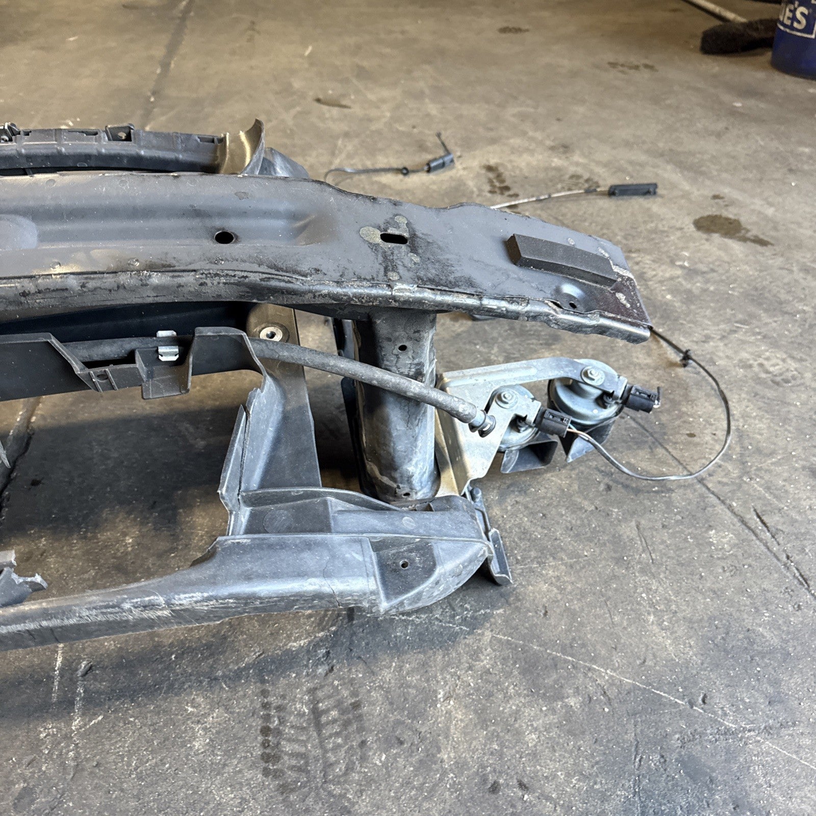 ☑️ Front Core Radiator Support OEM BMW E82 E88 135i 128i W/ REINFORCEMENT BAR