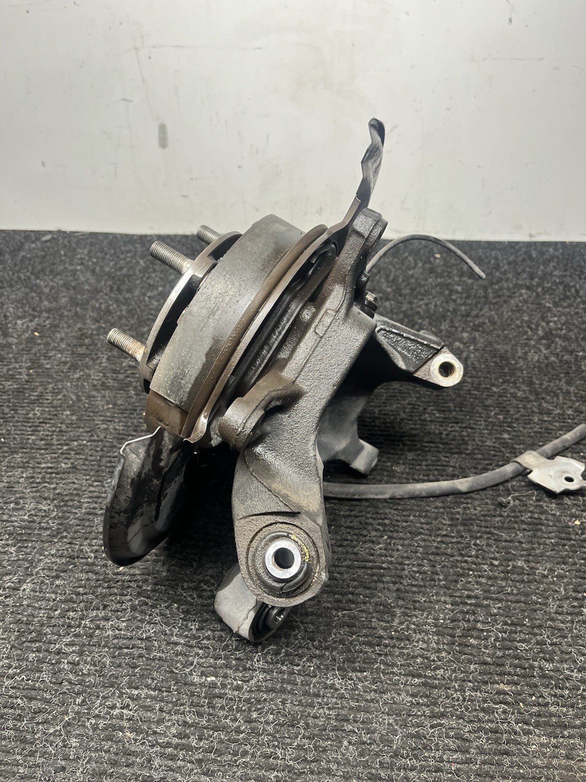 ☑️ 2015-2019 Subaru WRX Spindle Knuckle Hub Rear Left Driver LH OEM 15-19
