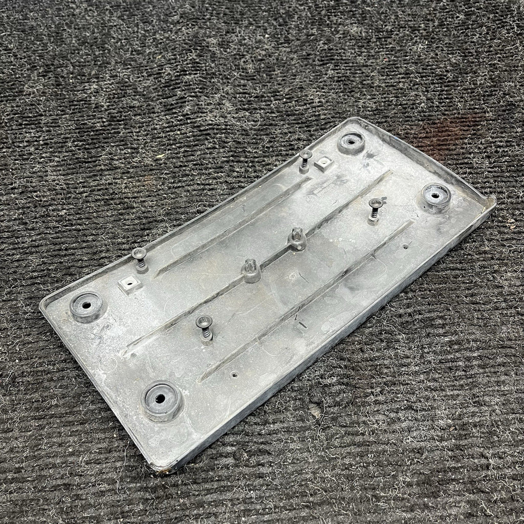 ☑️ 12-15 BMW F30 320I 328D 328I 335I Front Bumper License Plate Mounting Bracket