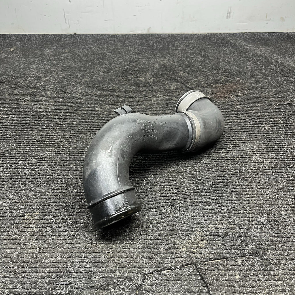 ☑️ 07-13 OEM BMW E88 E90 E92 E93 335 Charge Pipe Induction Throttle Body Tract