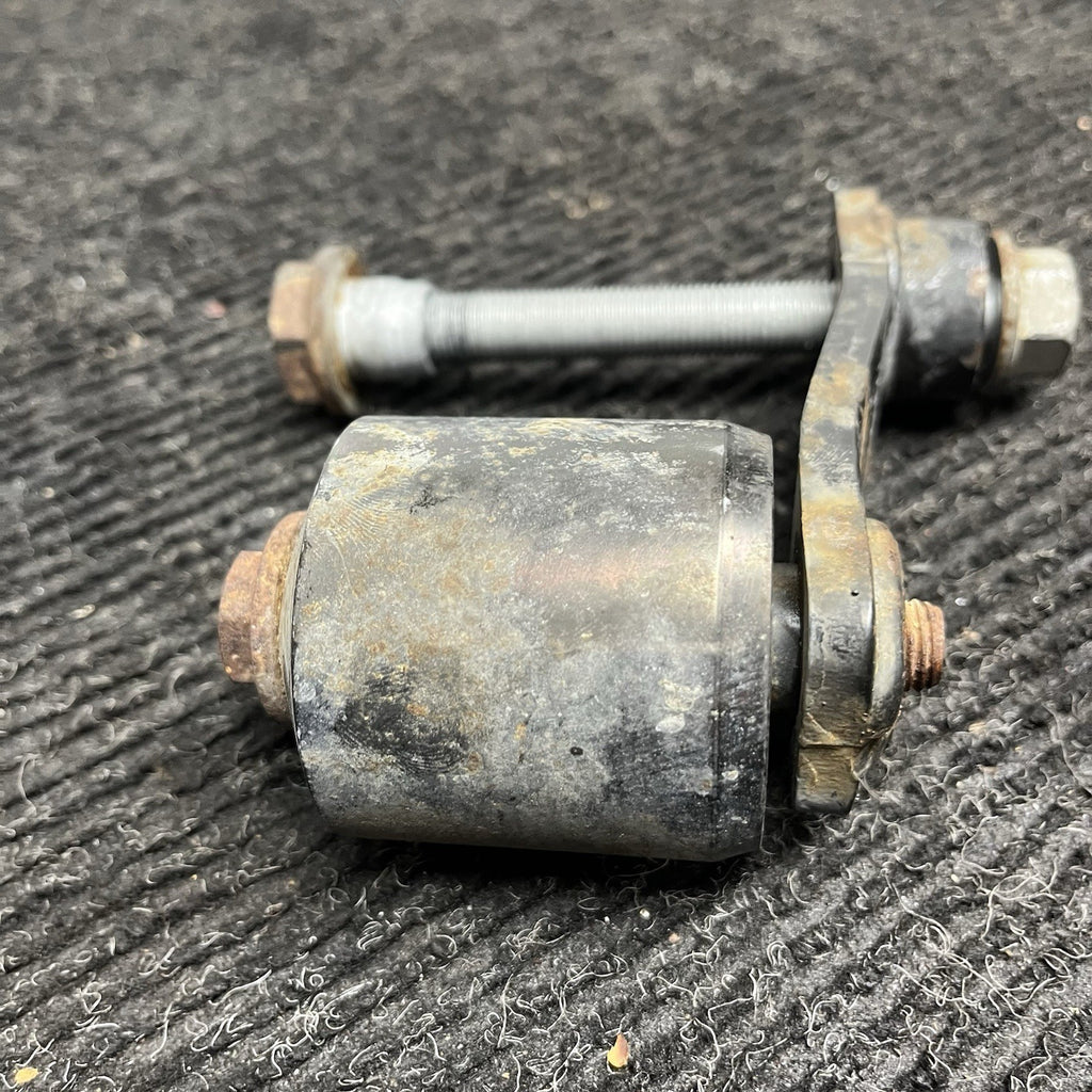 ☑️ BMW E90 E91 E92 E93 Diesel M57N2 Vibration Absorber 6780134 6773193