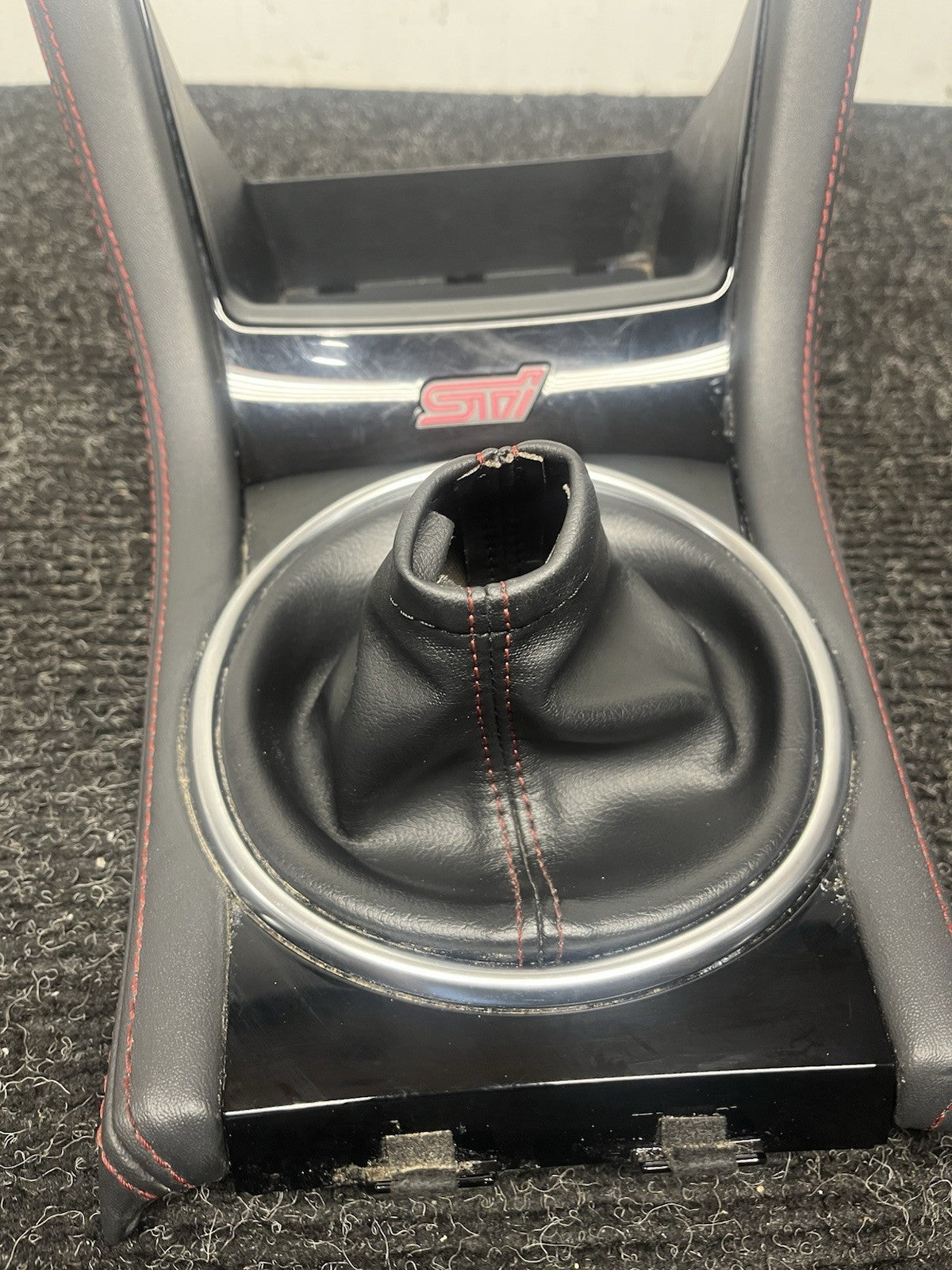 ☑️ 18-21 SUBARU WRX STI CENTER CONSOLE SHIFT BOOT SURROUND BEZEL PANEL TRIM OEM