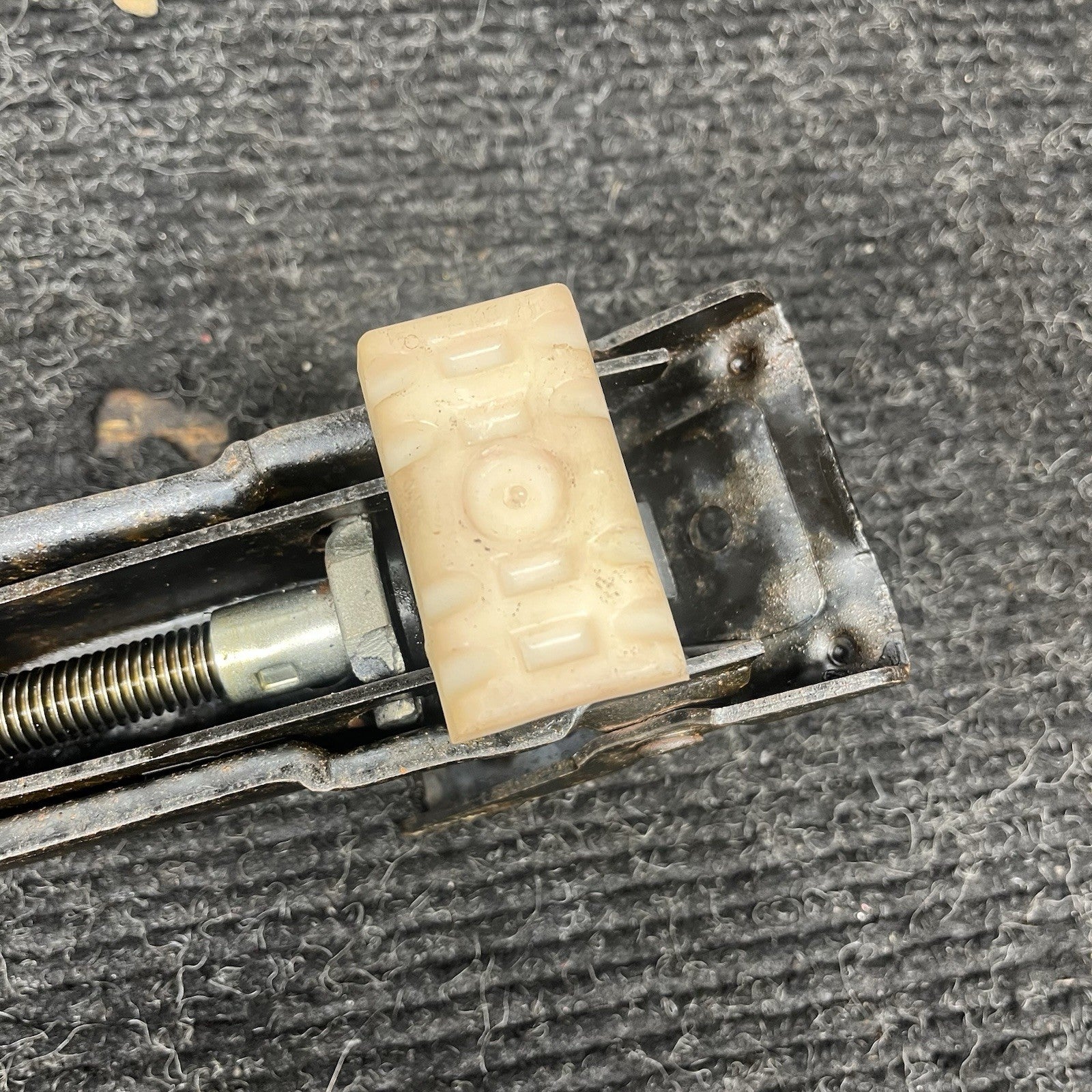 ☑️ BMW E46 3-Series Factory Spare Tire Changing Jack Lifting Tool 1999-2006 OEM
