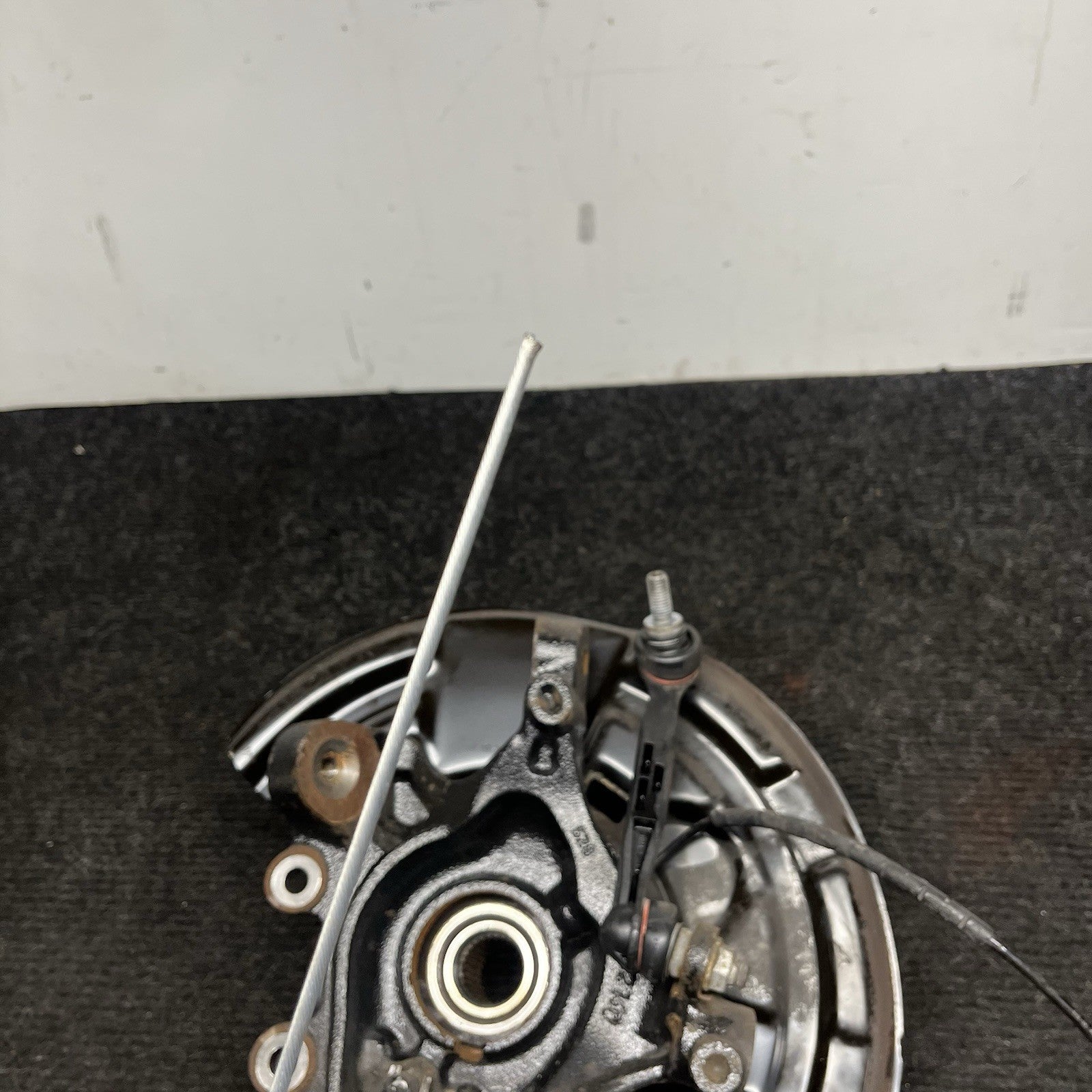 ☑️ 14-21 BMW 228i 230i M235i M240i F22 REAR RIGHT PASSENGER SPINDLE KNUCKLE HUB