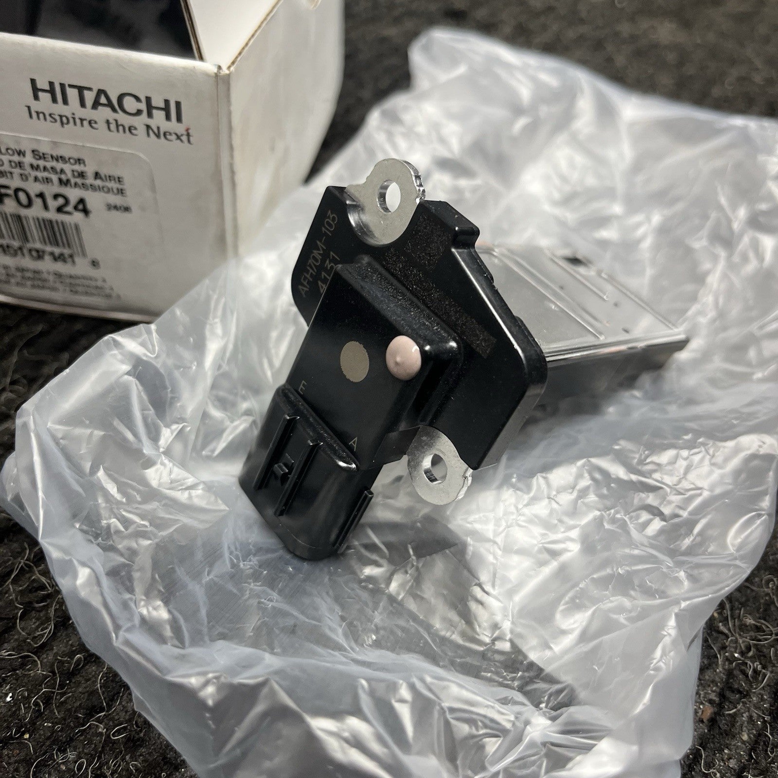 ☑️ Mass Air Flow Sensor Hitachi MAF0124