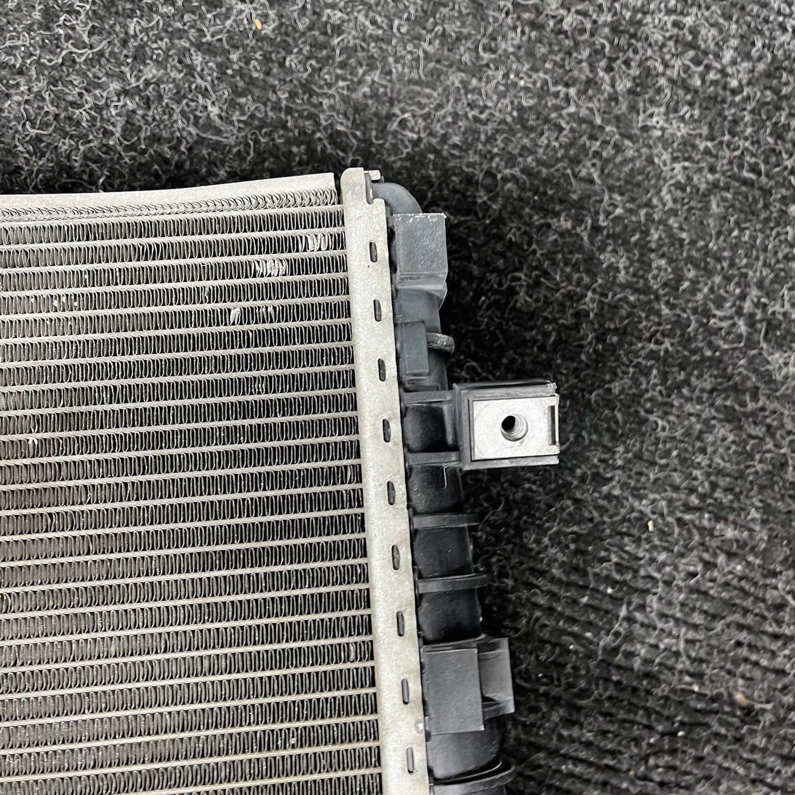 ☑️ OEM 2011-2015 AUDI Q7 3.0L FRONT LEFT RIGHT AUX AUXILIARY SECONDARY RADIATOR