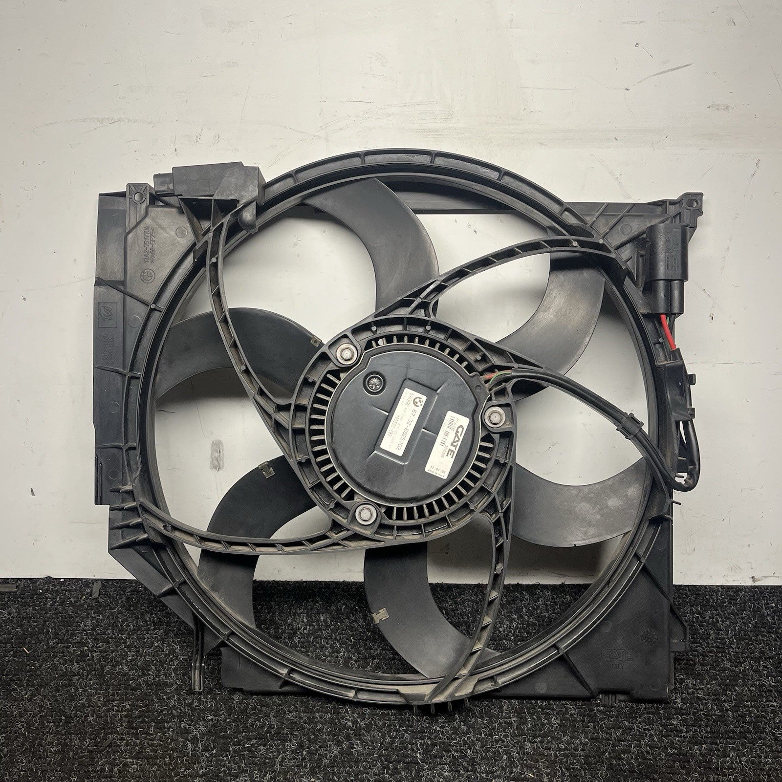 ☑️ BMW E85 Z4 3.0L M54 Engine Radiator Cooling Fan Automatic 600W OEM 113k Miles