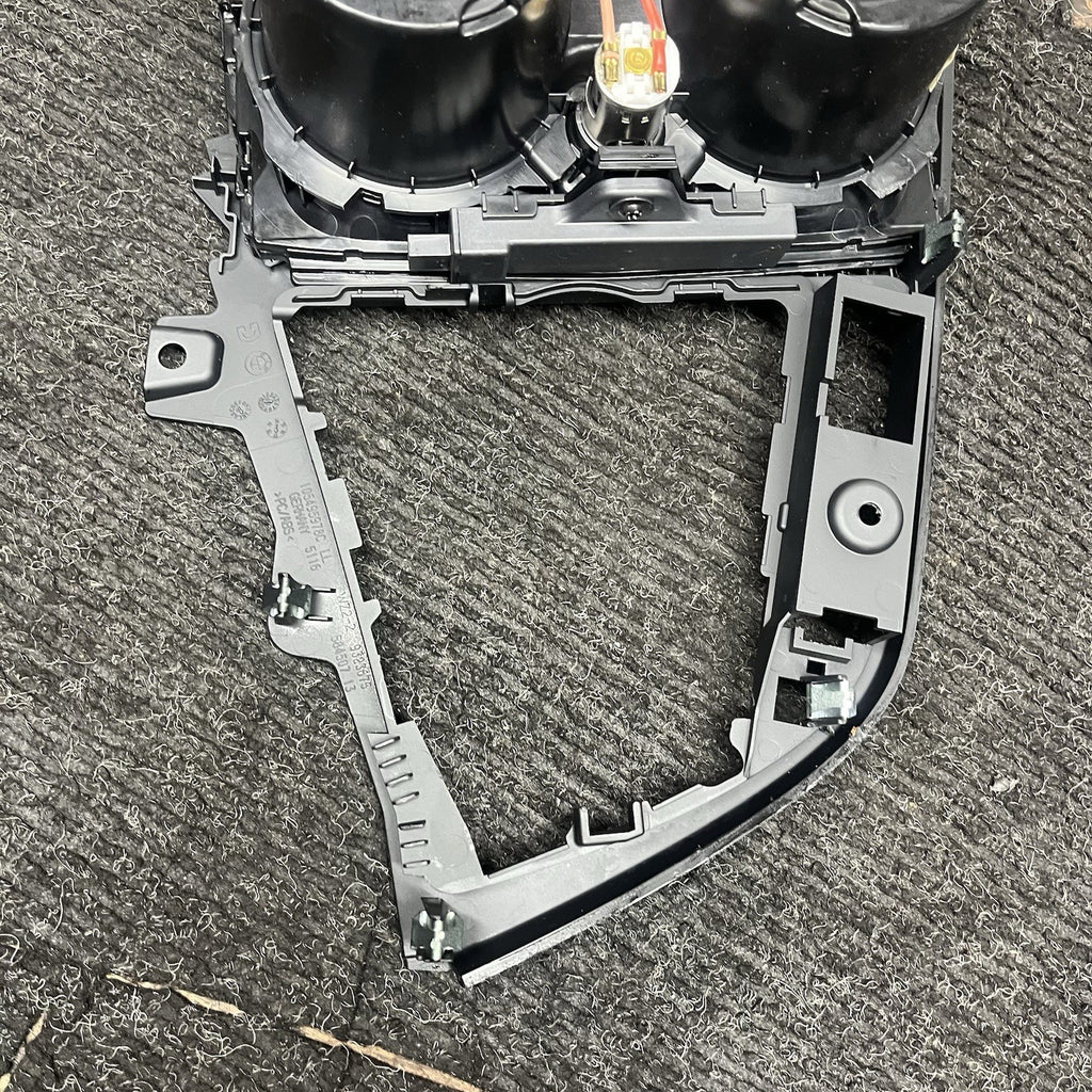 ☑️ 12-20 OEM BMW F30 F32 F34 F36 Central Console Dual Cup Holder Ash Tray Trim