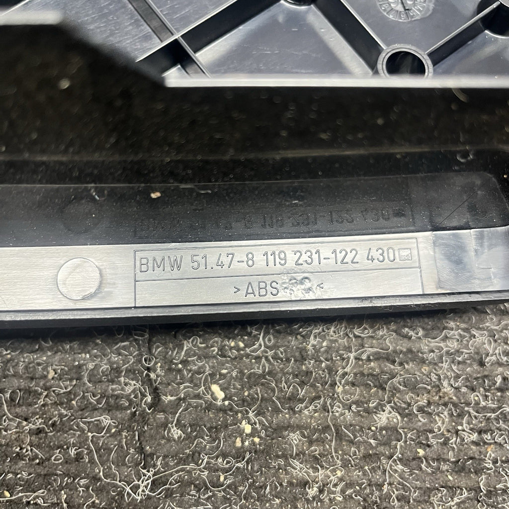 ☑️ 1992-1999 BMW M3 E36 Rear Trunk Driver LH Left Trim Panel 8119231 OEM