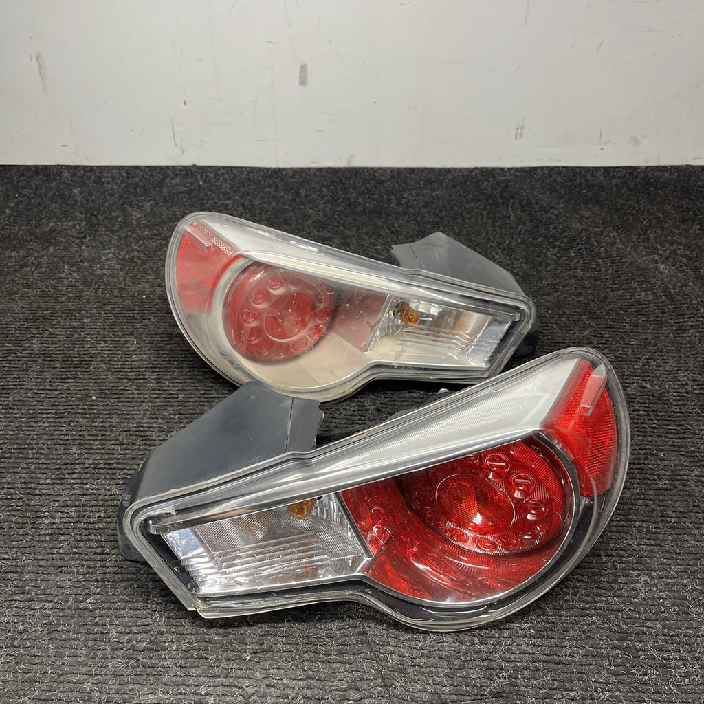 ☑️ 2013-2016 Scion FR-S Subaru BRZ LED Tail Light RH Passenger LH Driver OEM SET