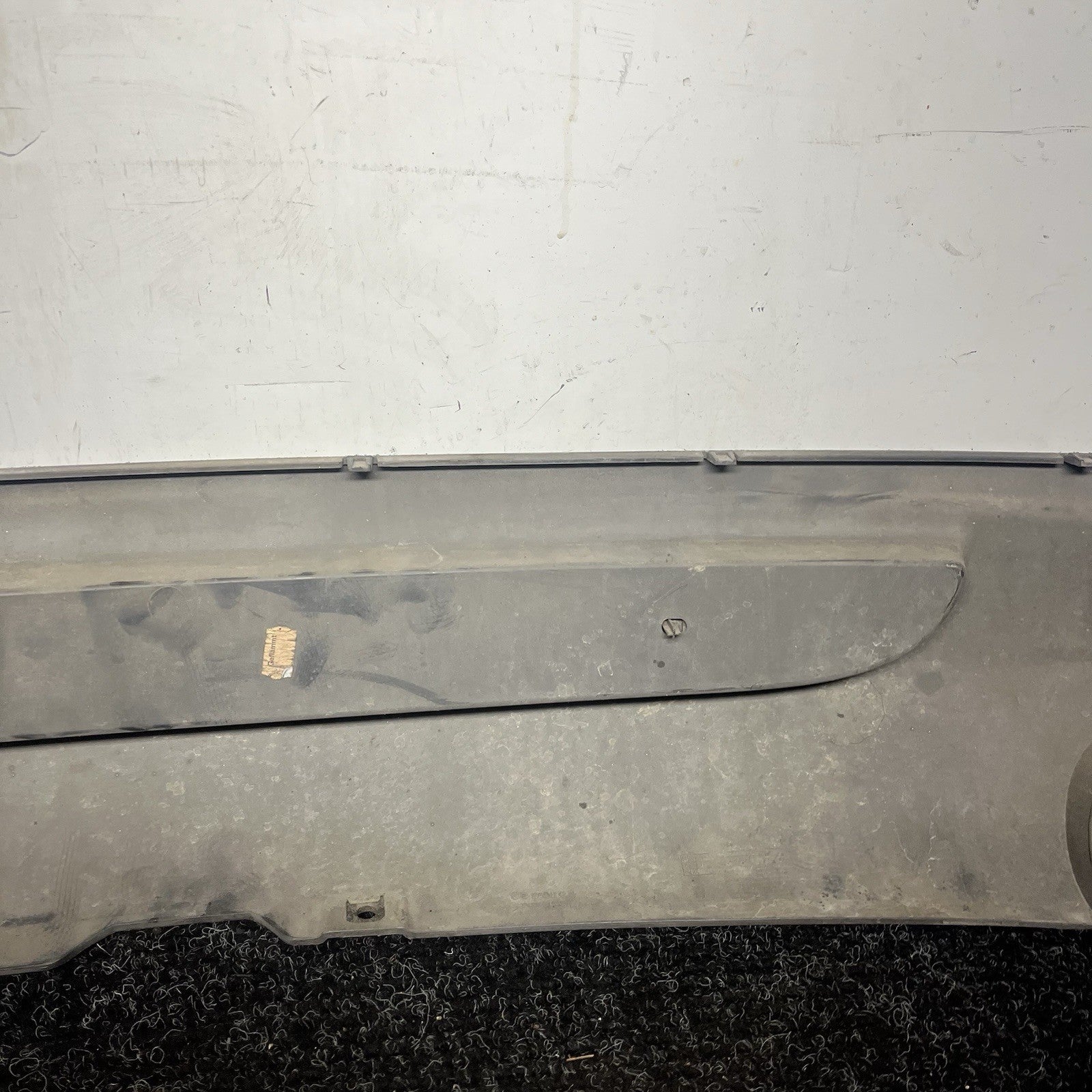 ☑️ 2008-13 BMW E82 E88 128I 135I M-SPORT REAR BUMPER DIFFUSER COVER OEM 8045506