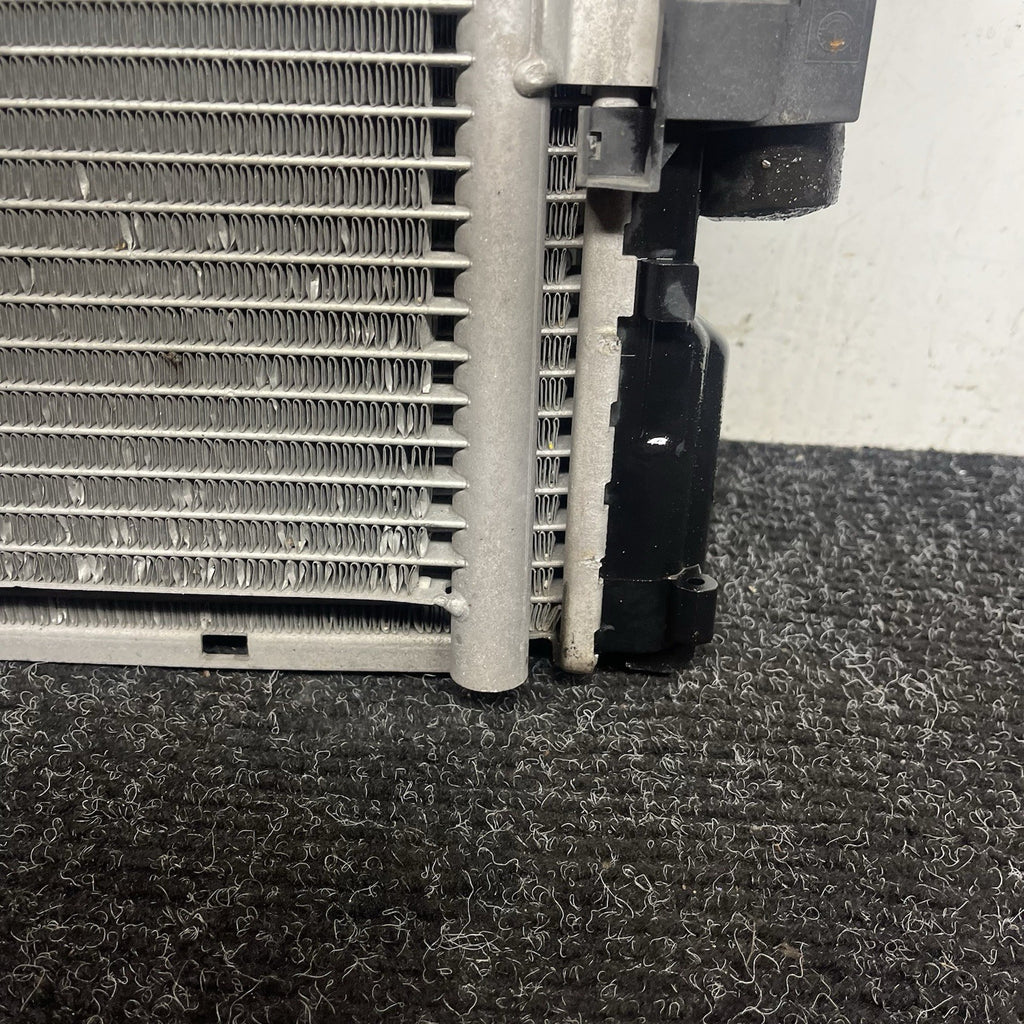 ☑️ BMW 330i 325i 323i E46 Engine Cooling Radiator 3.0L 6 Cylinder Fits 2001-2006