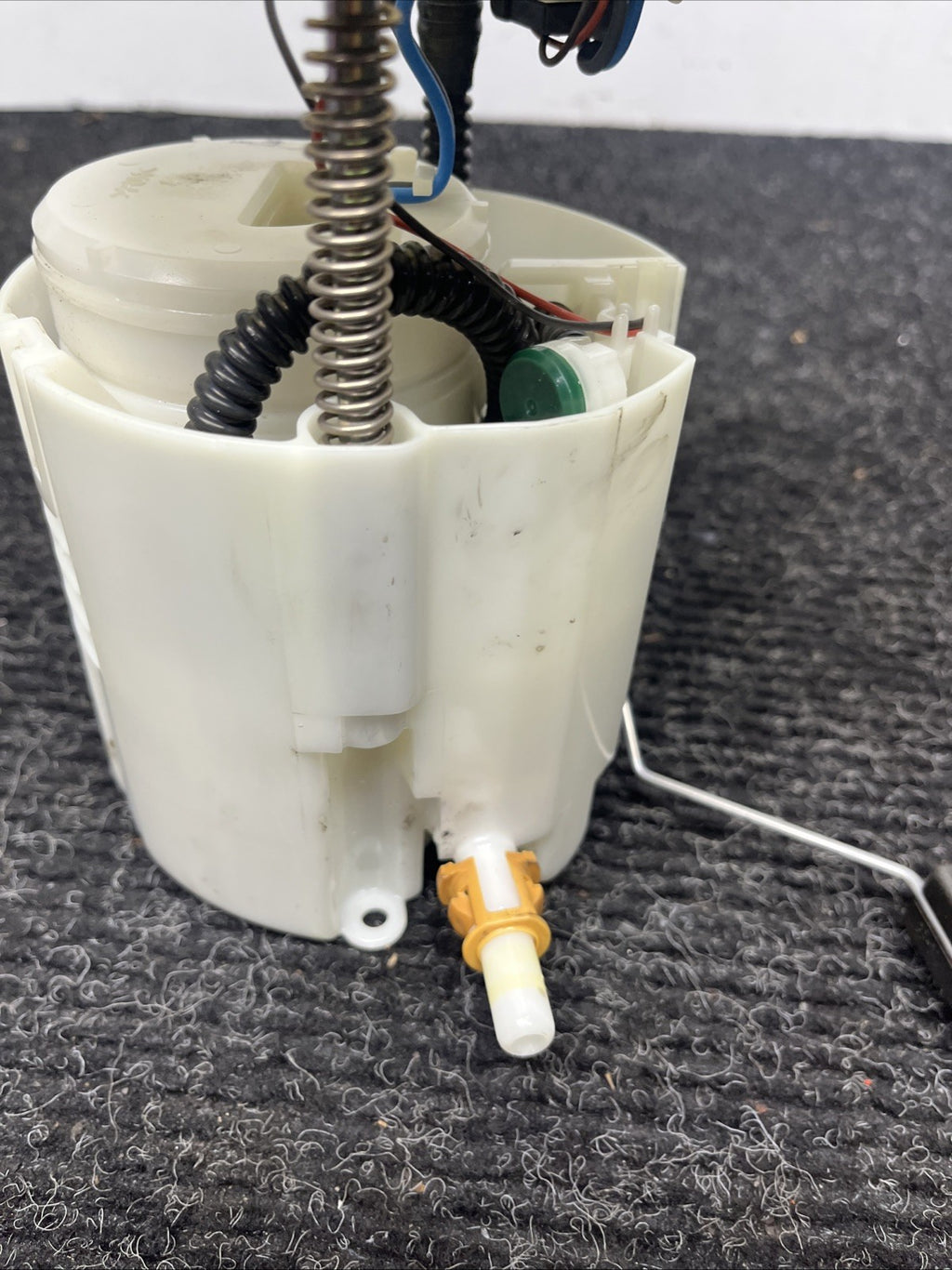 ☑️ 2013-2019 Scion Subaru FRS BRZ Fuel Pump Assembly 42021CA000 OEM