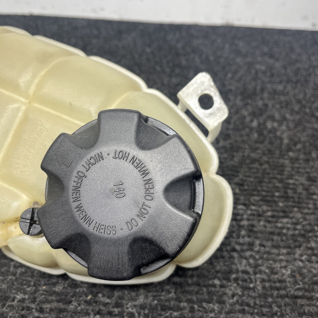 ☑️ Expansion Tank/Coolant Reservoir 17137642160 For 12-18 BMW 335i xDrive 435i
