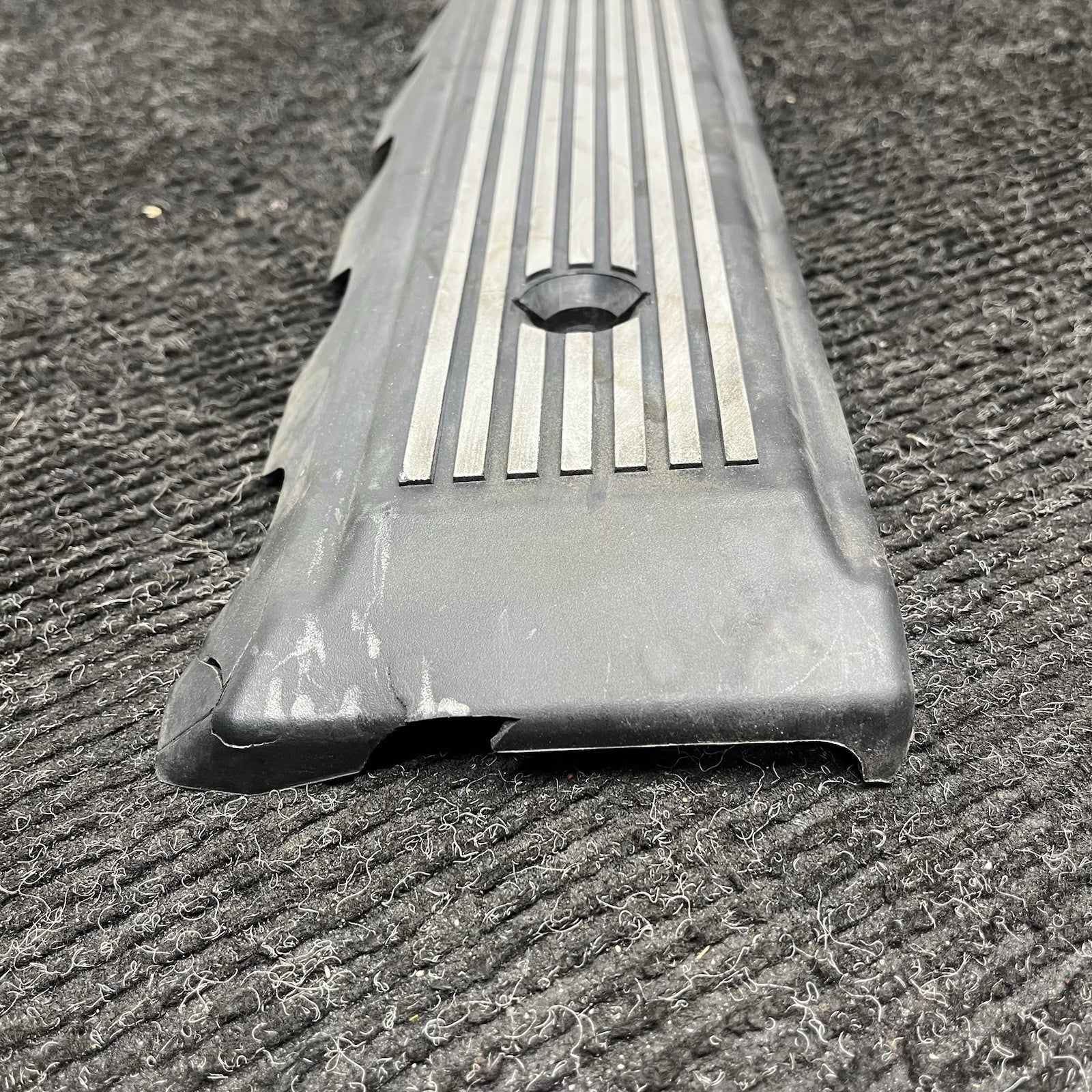 ☑️ BMW E36 Engine Fuel Rail Cover 1740160 M52 OEM 96-99 323 328 E39 528 Z3