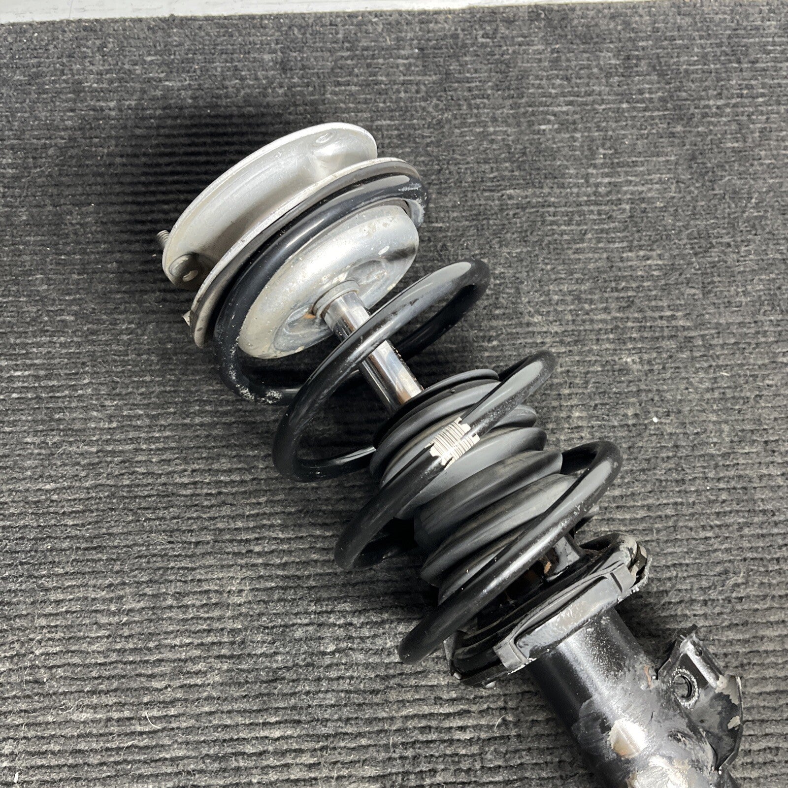 ☑️ 08-13 OEM BMW E88 Convertible 135 Front Driver Side M SPORT Strut 76k