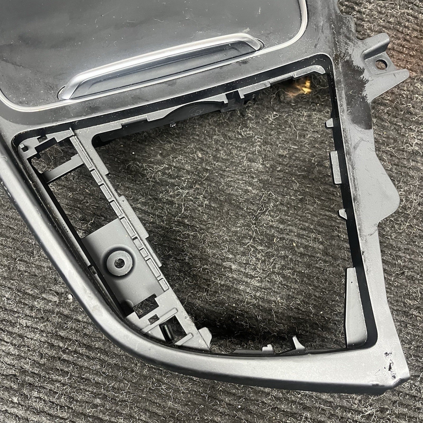 ☑️ 12-20 OEM BMW F30 F32 F34 F36 Central Console Dual Cup Holder Ash Tray Trim