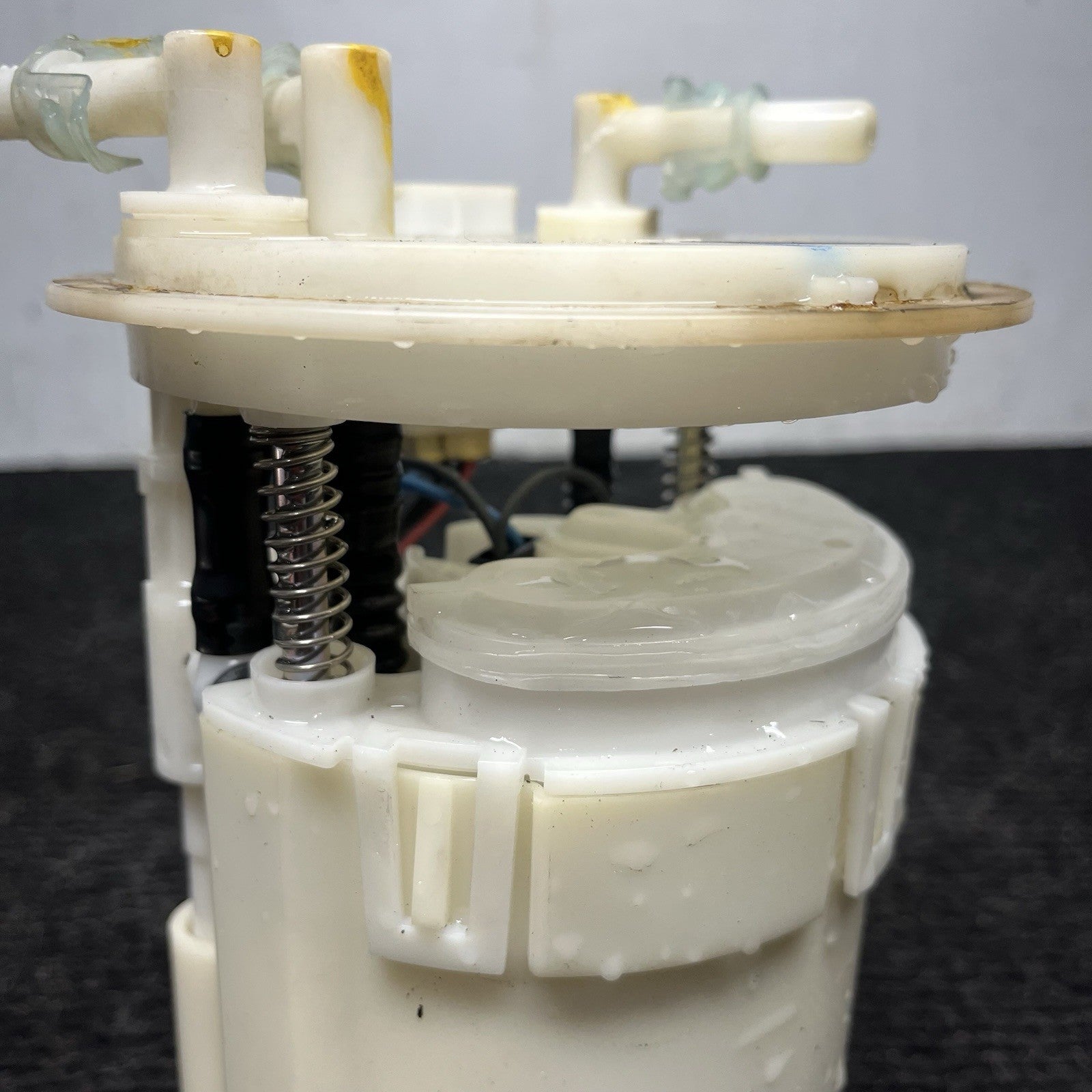 ☑️ 2008-2010 Subaru Impreza WRX OEM Fuel Sending Pump Assembly 42021AG040 08-10
