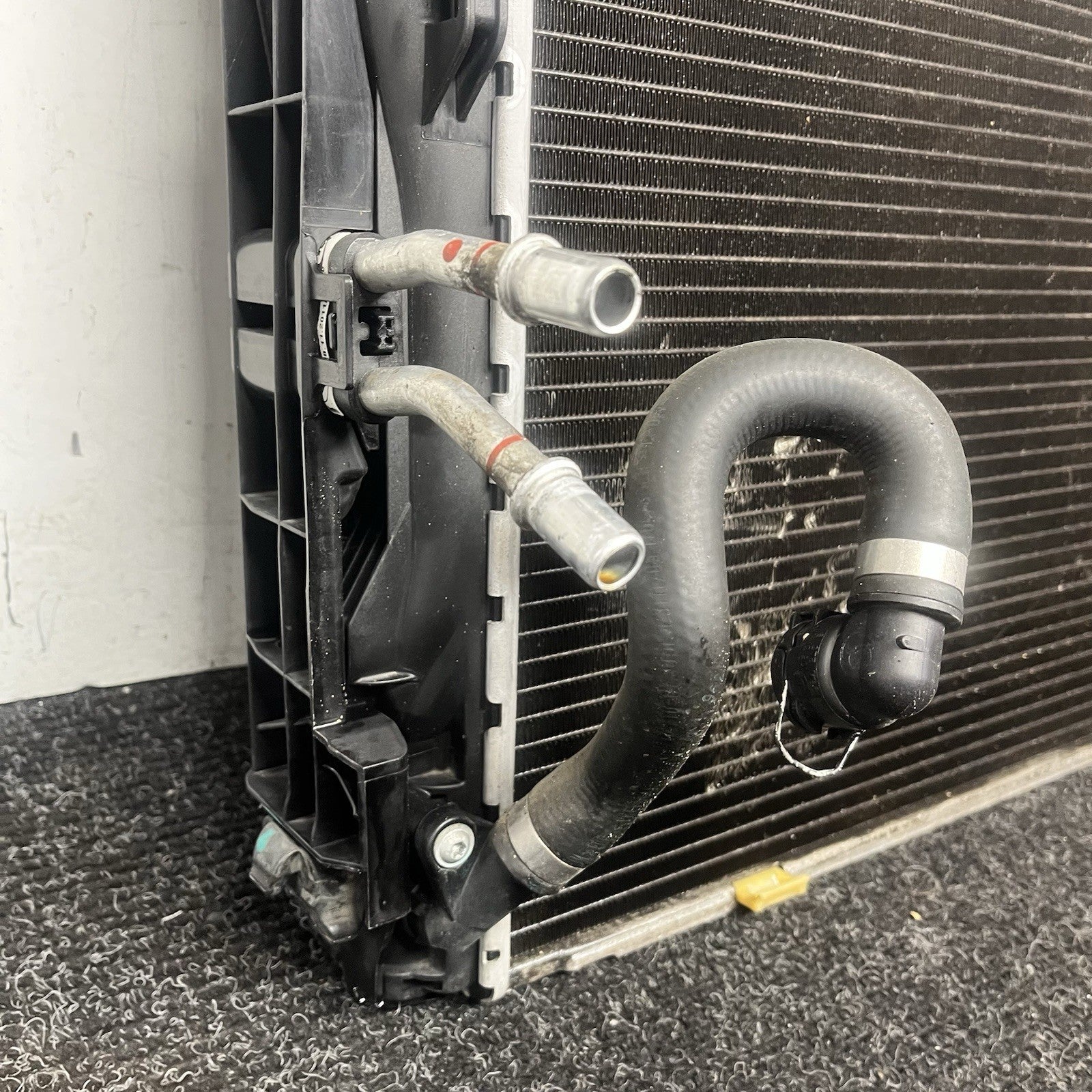 ☑️BMW E93 E92 E90 E82 328I N51 Engine Radiator Ac Condenser Assembly OEM