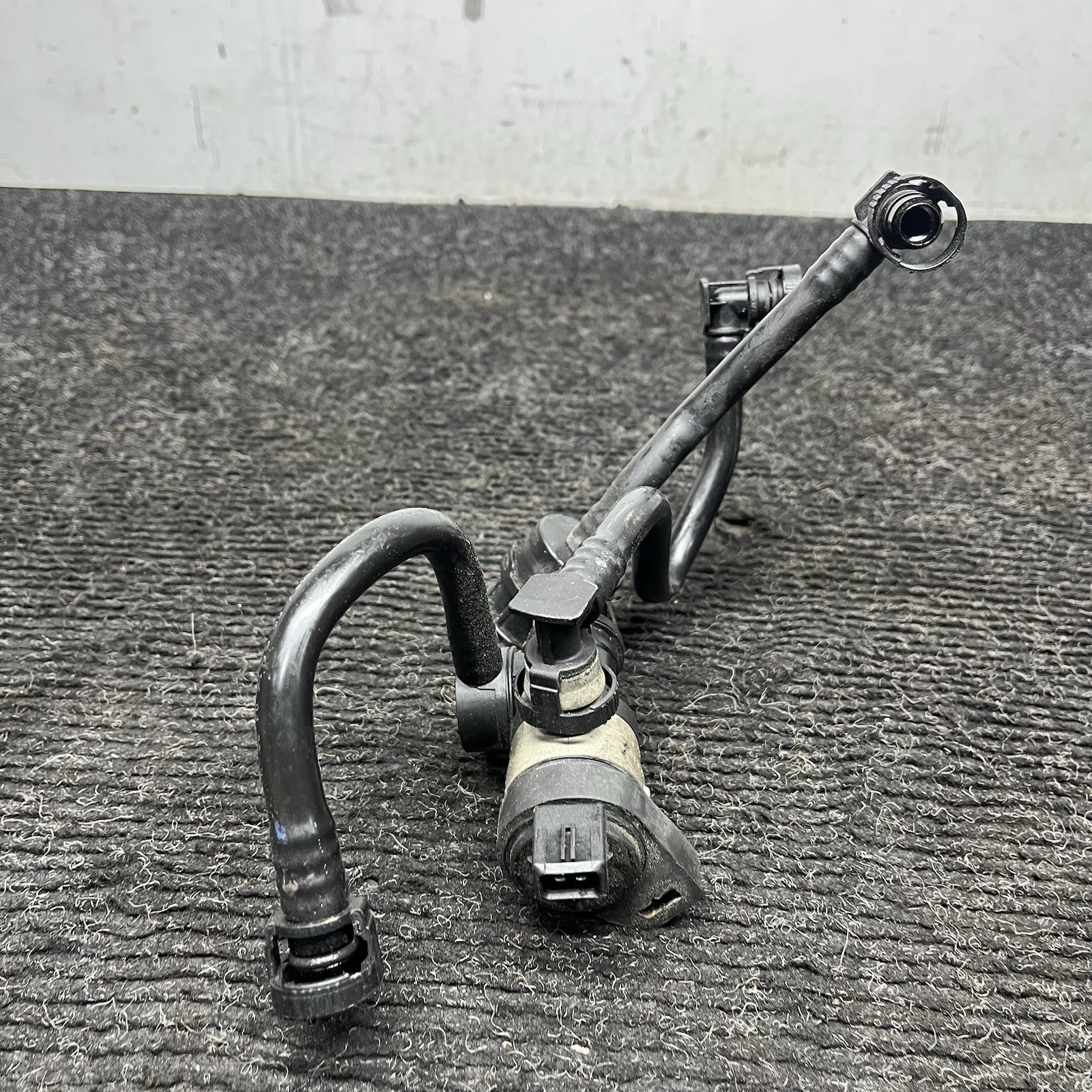 ☑️ Fuel Vent Valve BMW F10 535I X5 E70 35IX Ventilation Valve Fuel 7636158