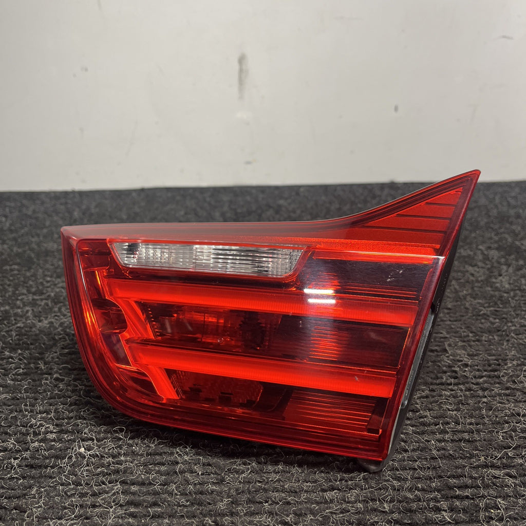 ☑️ 15-17 OEM BMW F82 M4 Coupe Rear Right Passenger Side Inner Stop Tail Light