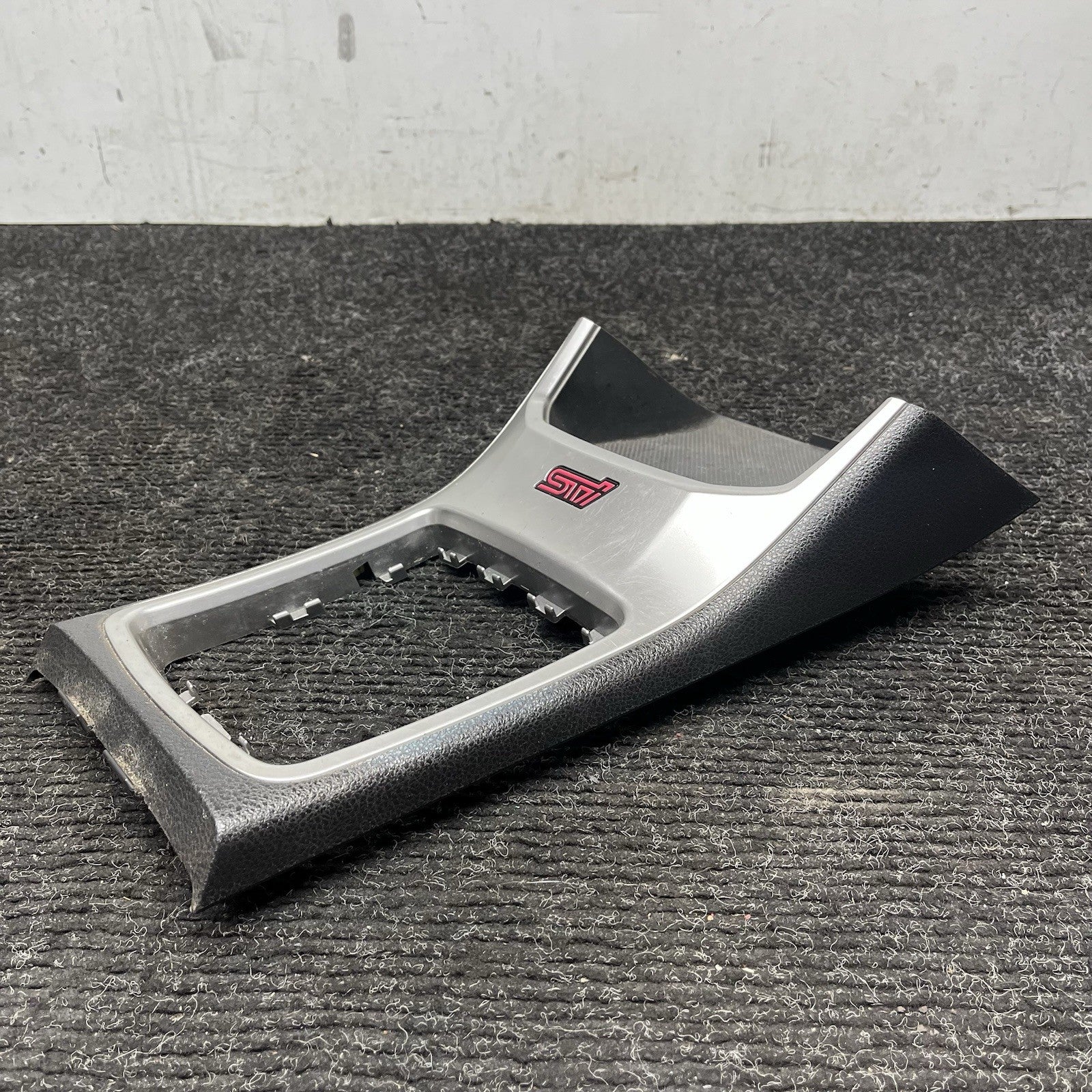 ☑️ 2008-2014 Subaru Impreza WRX STI Shifter Boot Trim Console Surround OEM 08-14