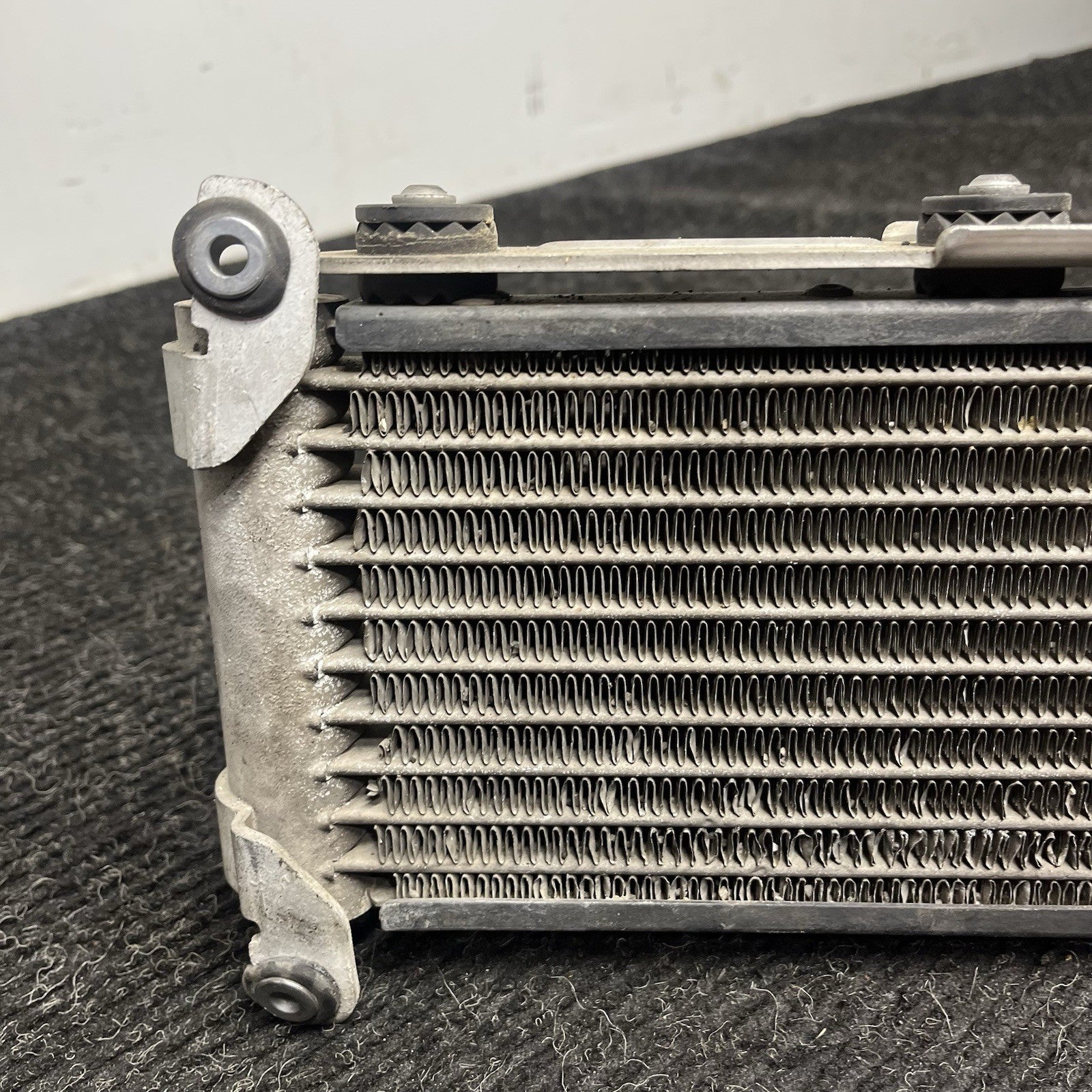 ☑️08-13 OEM BMW E88 E82 135 Convertible Coupe Engine N54 N55 Oil Cooler Radiator