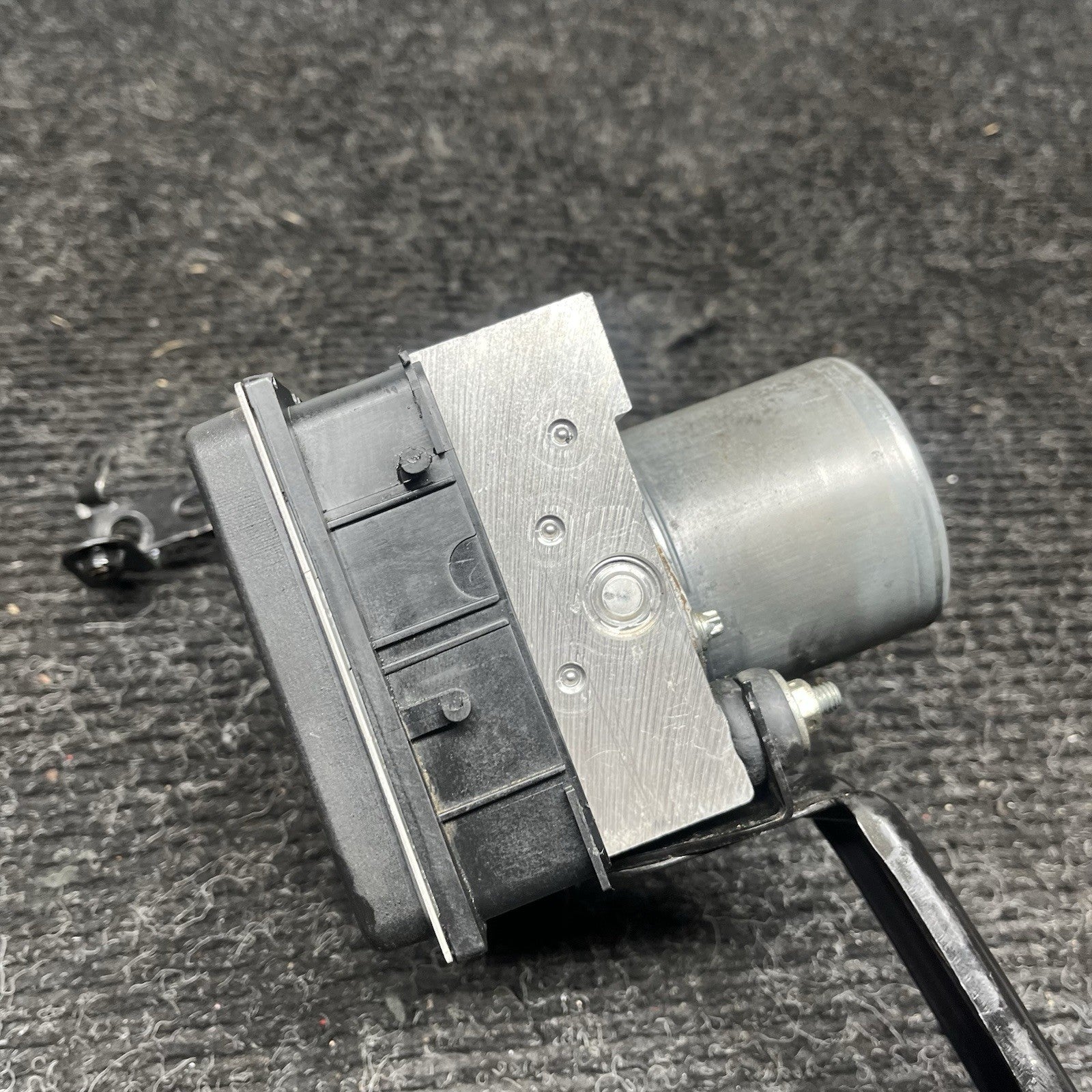 ☑️ 2015 SUBARU IMPREZA WRX STI ABS Pump 2.5L turbo STi 27536FG220 OEM